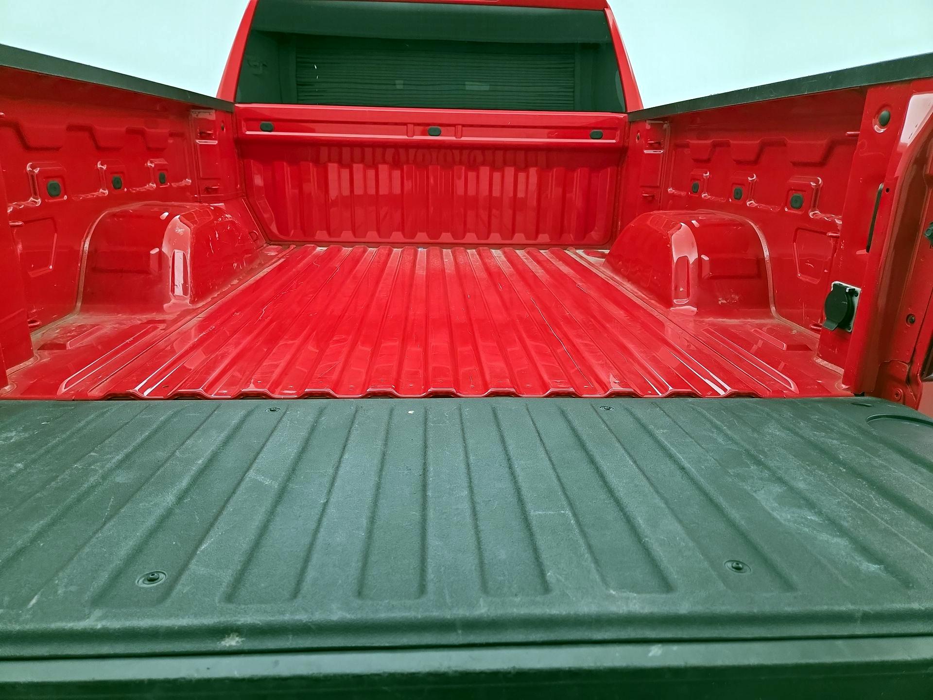 Thumbnail: 2023 Chevrolet Silverado 1500 - 20