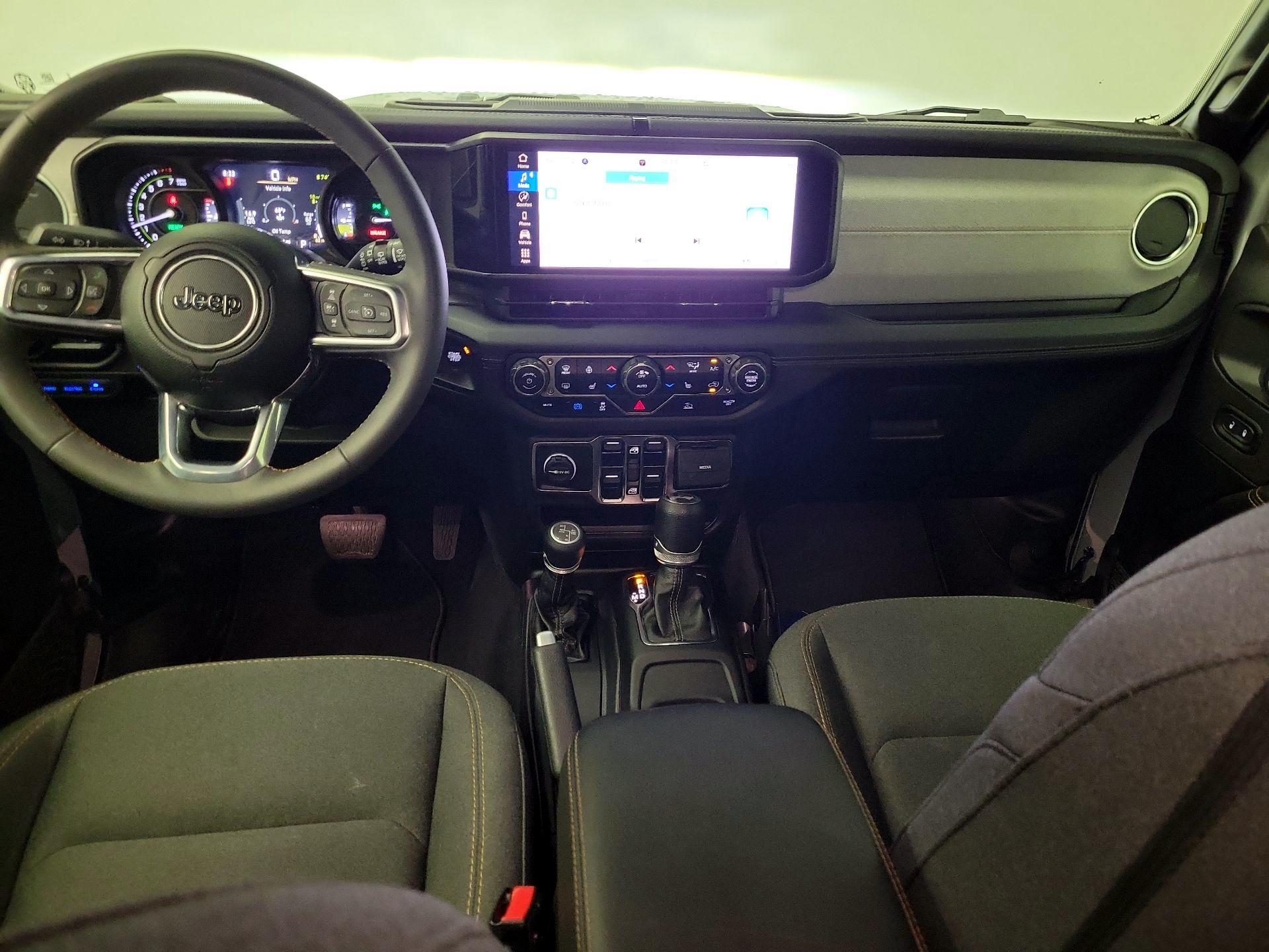 Thumbnail: 2024 Jeep Wrangler - 9