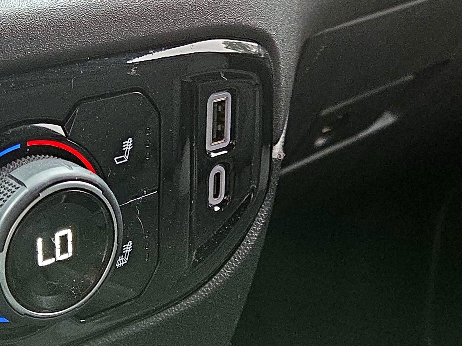 2023 Chevrolet Silverado 1500 LT - Photo 19