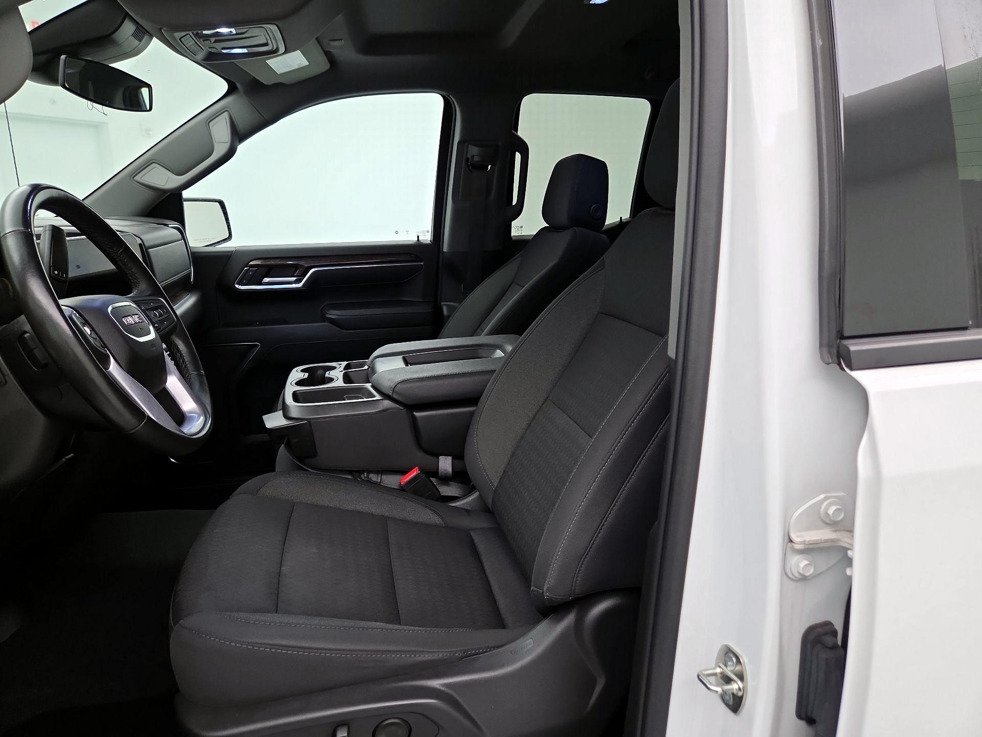 Thumbnail: 2023 GMC Sierra 1500 - 11