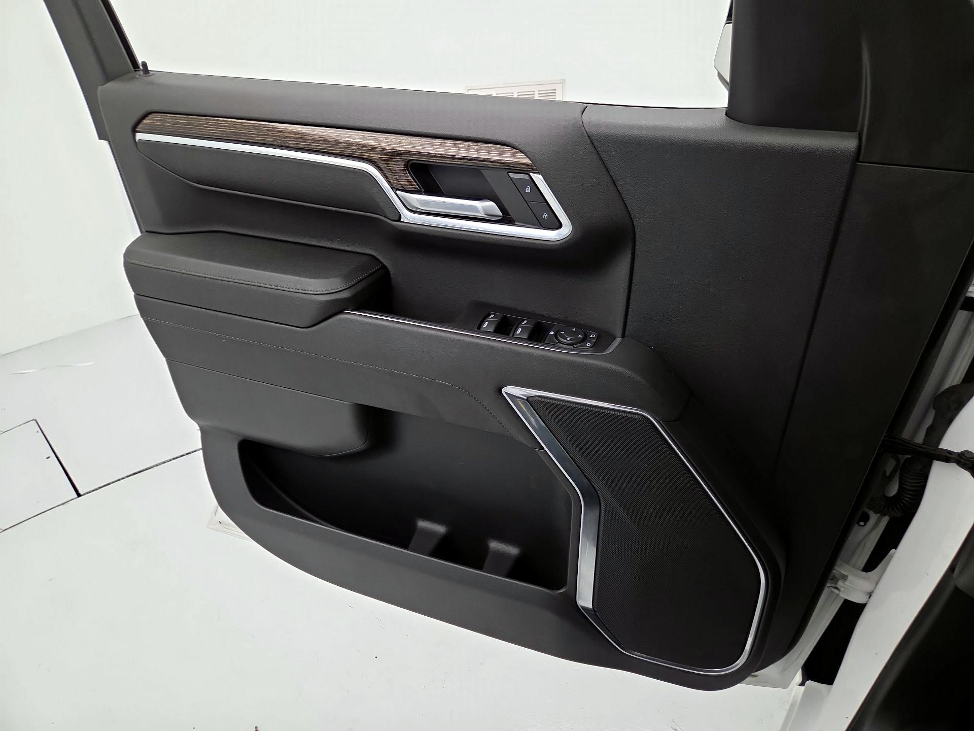 Thumbnail: 2023 GMC Sierra 1500 - 12