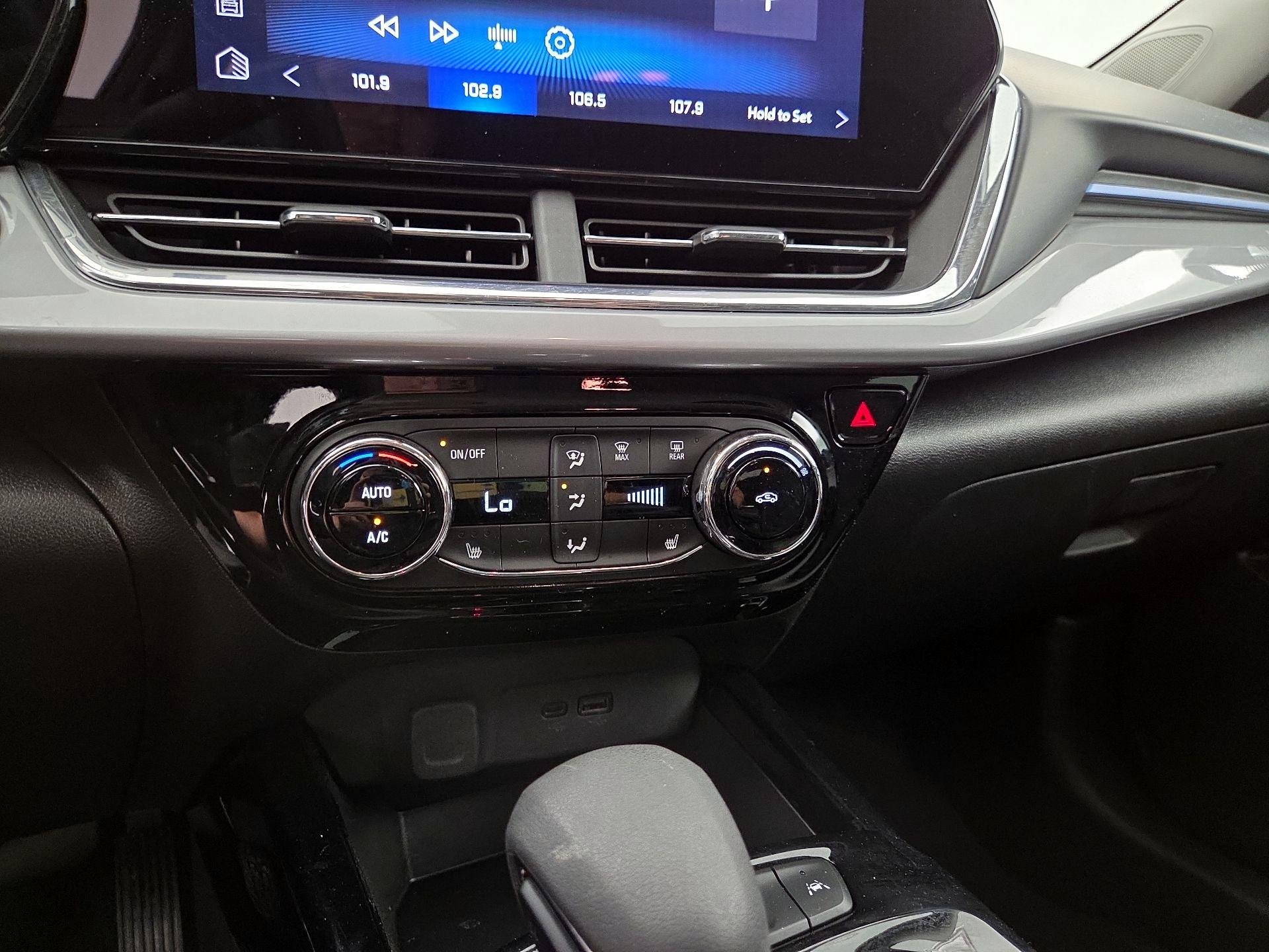 Thumbnail: 2025 Chevrolet Trax - 16