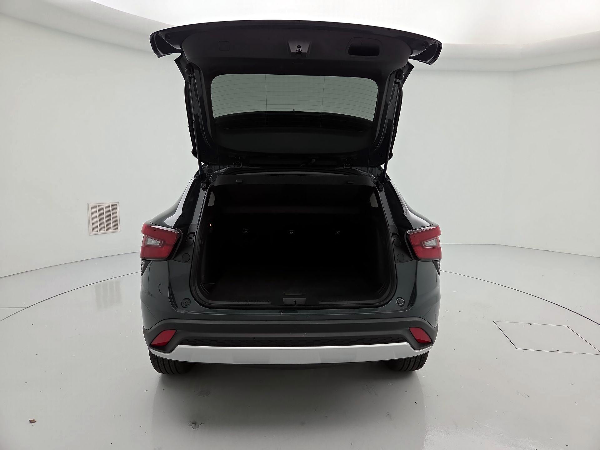 Thumbnail: 2025 Chevrolet Trax - 20