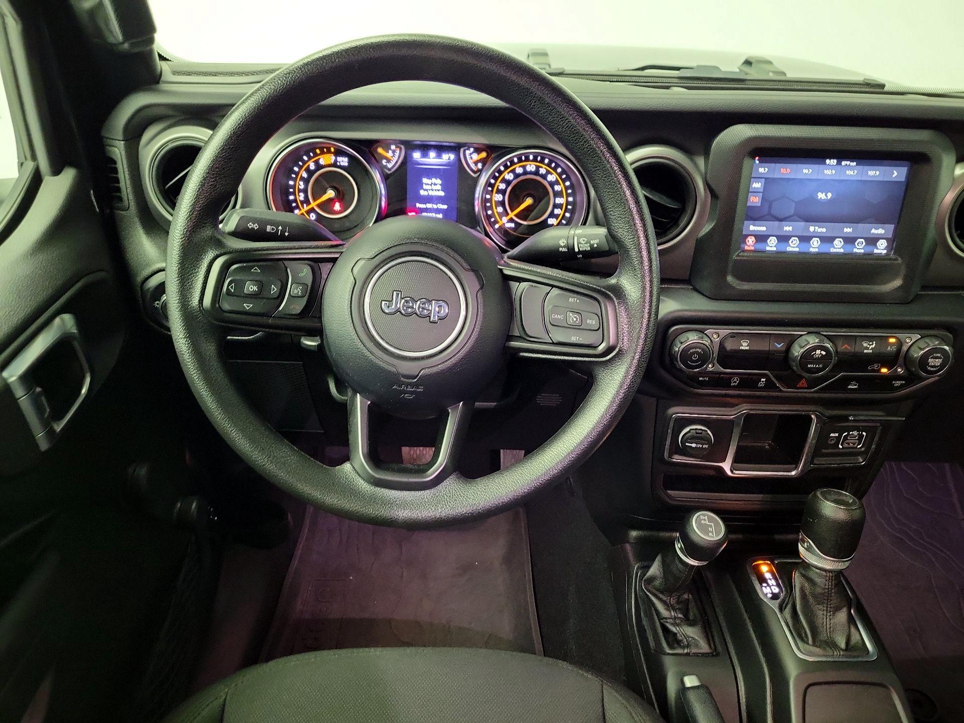 Thumbnail: 2023 Jeep Wrangler - 10