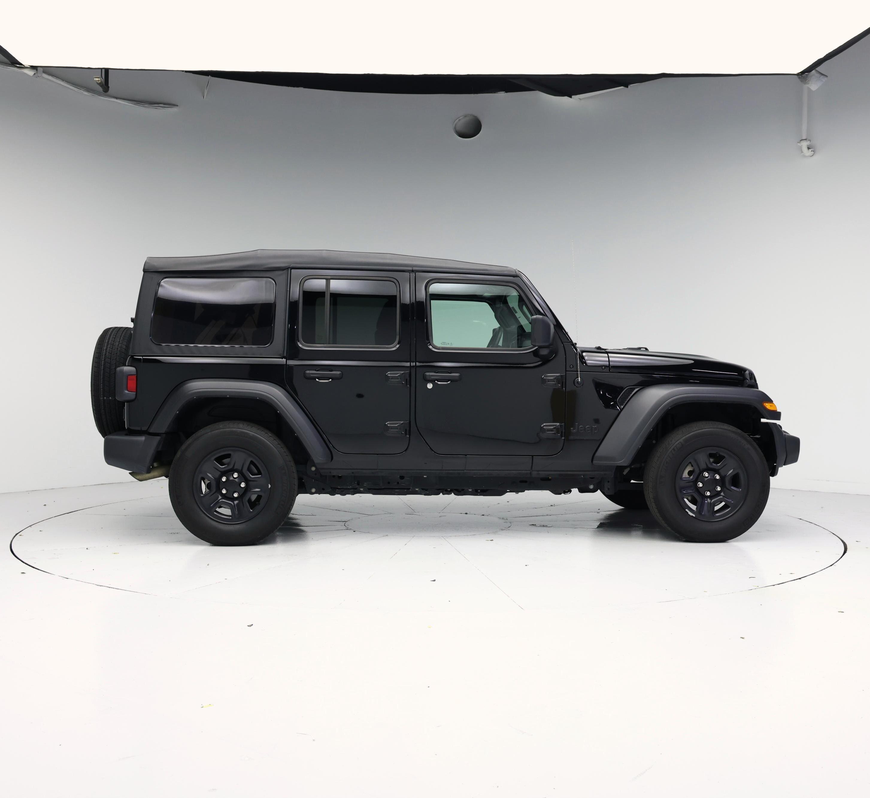 Thumbnail: 2023 Jeep Wrangler - 7