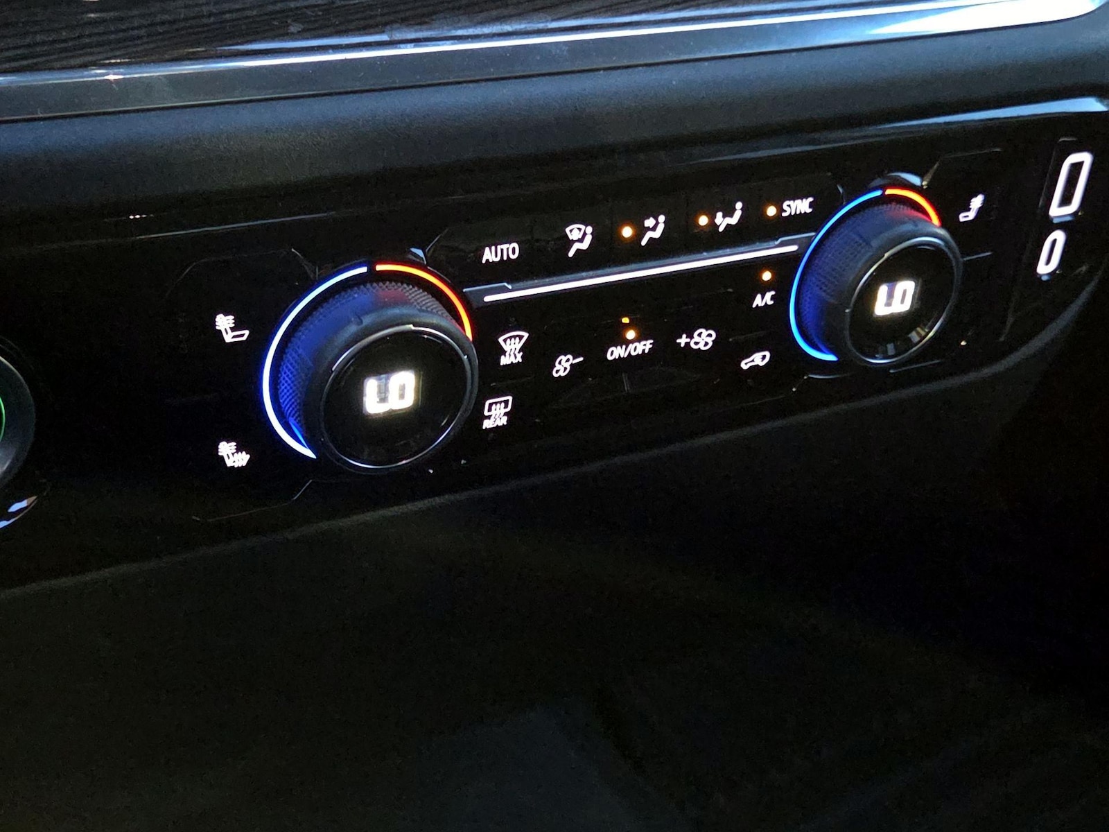 2023 Chevrolet Silverado 1500 LT - Photo 17