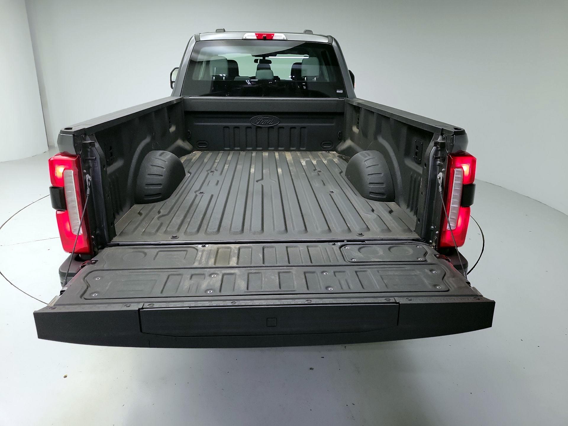 Thumbnail: 2025 Ford F-250 - 20