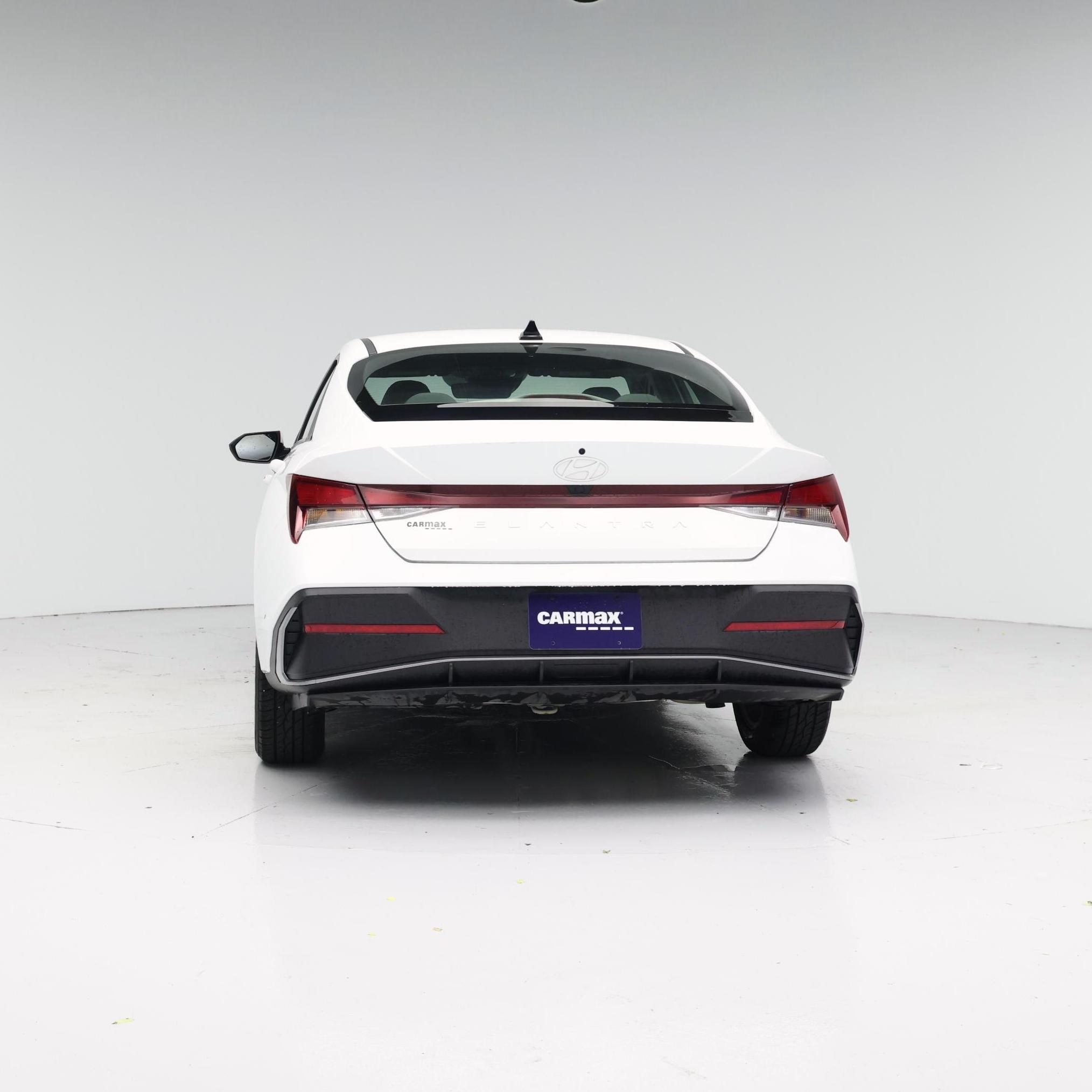 Thumbnail: 2024 Hyundai Elantra - 6