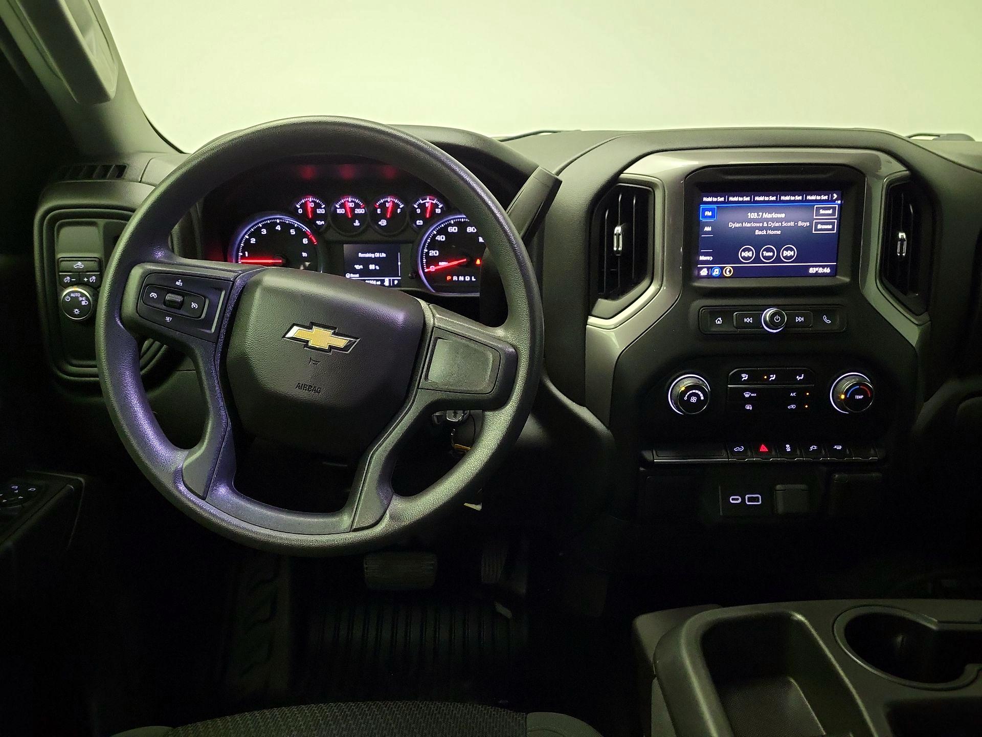 Thumbnail: 2022 Chevrolet Silverado 1500 - 10