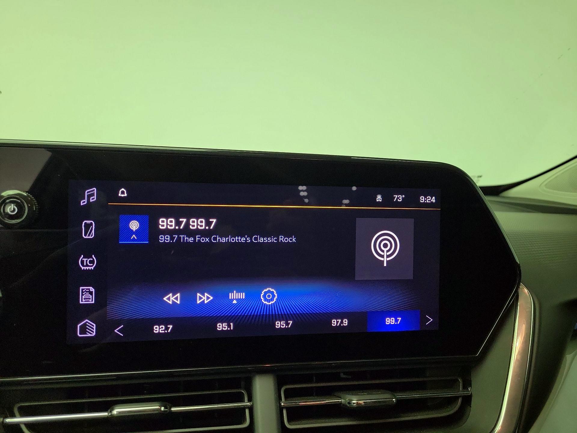 Thumbnail: 2025 Chevrolet Trax - 15