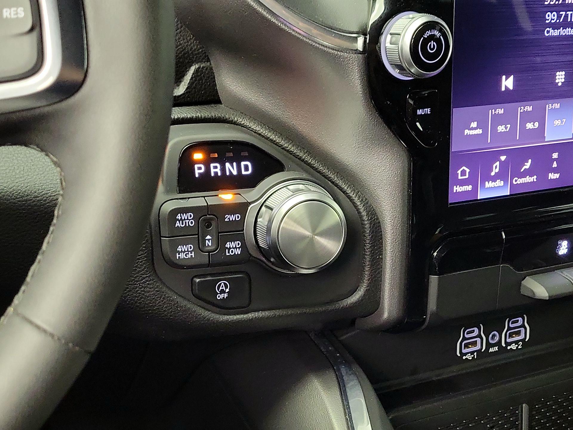 Thumbnail: 2025 RAM 1500 - 17