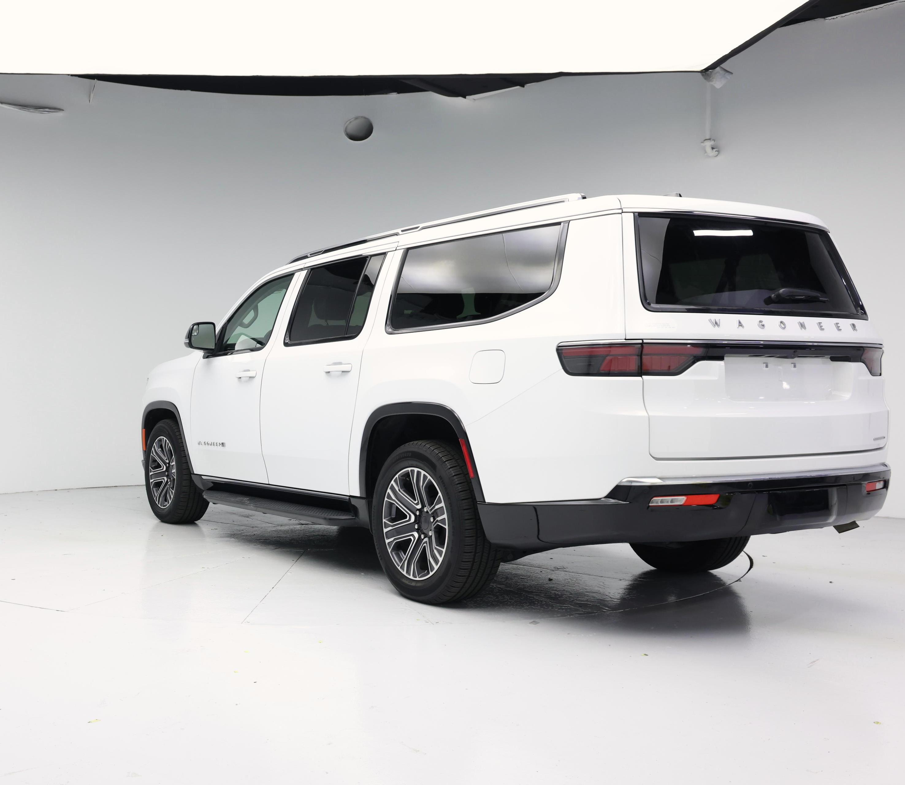 Thumbnail: 2024 Jeep Wagoneer - 2