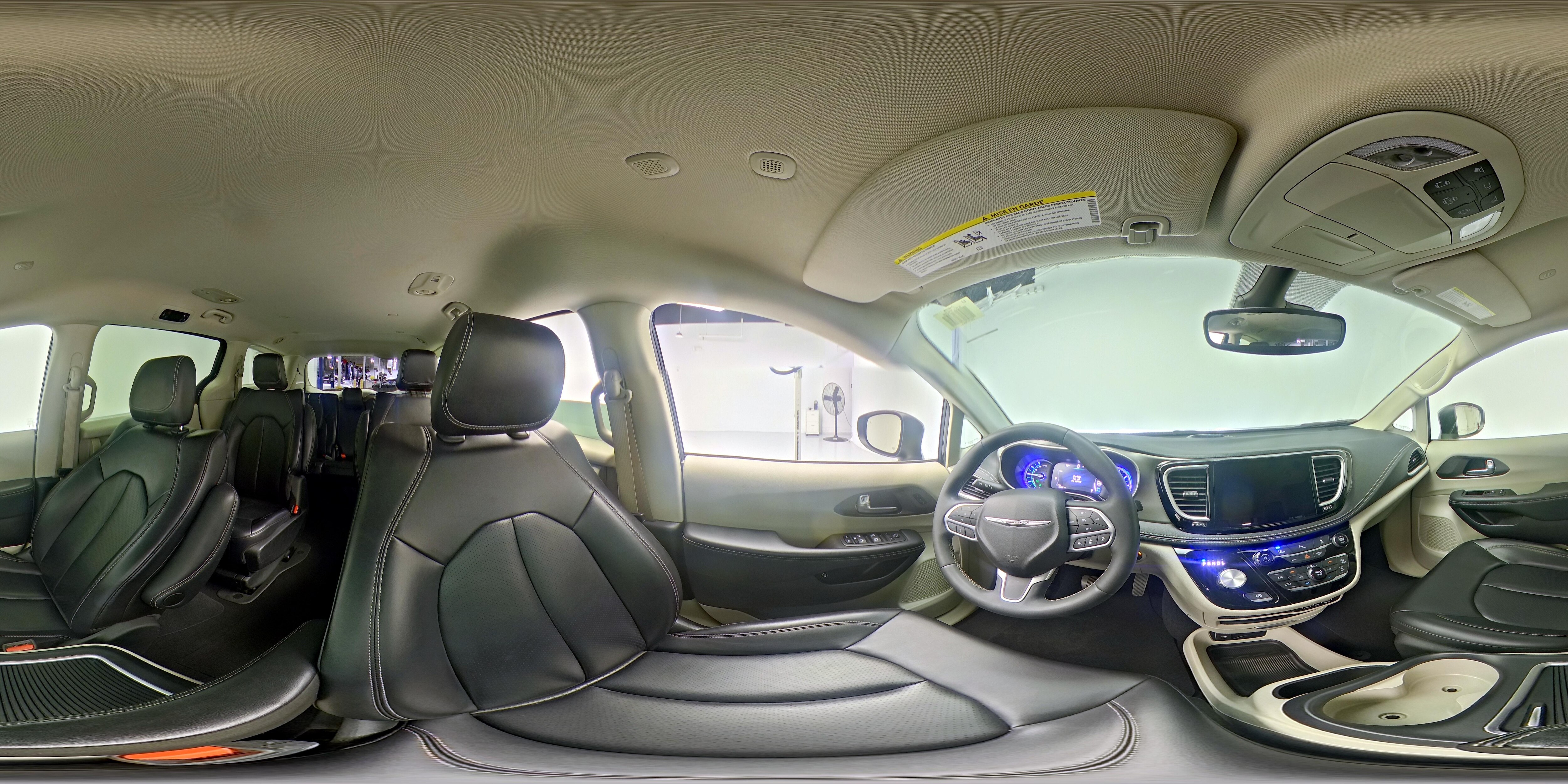 2023 Chrysler Pacifica Hybrid Touring L - Photo 26