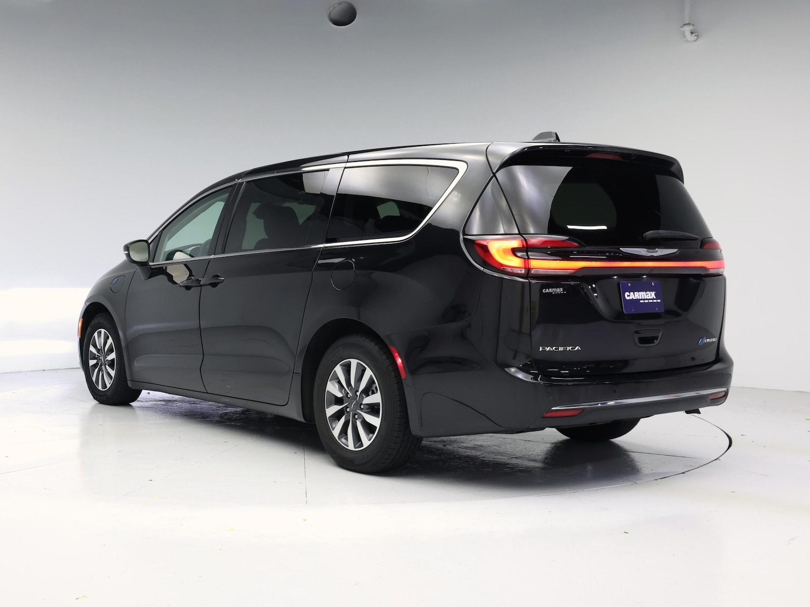2023 Chrysler Pacifica Hybrid Touring L - Photo 3