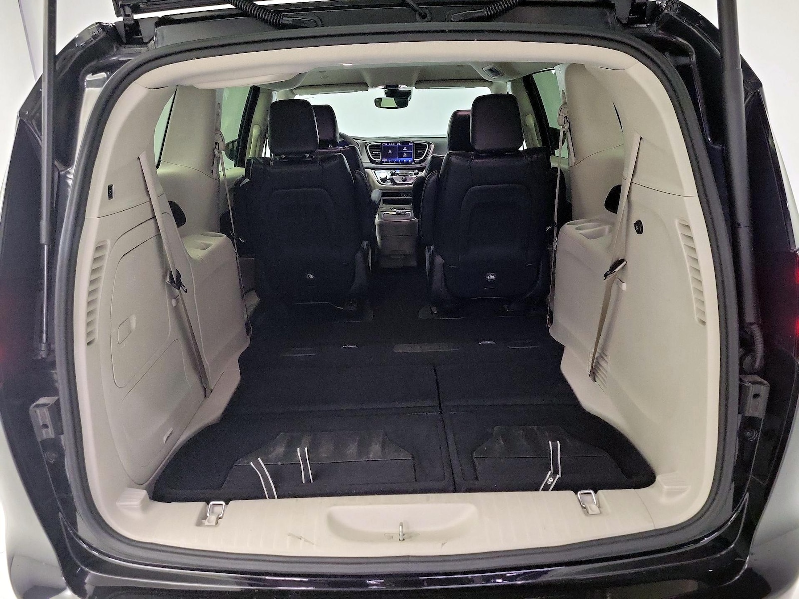 2023 Chrysler Pacifica Hybrid Touring L - Photo 23