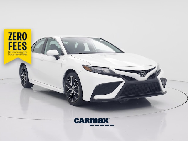 White 2024 Toyota Camry Sedan Front-Wheel Drive Automatic