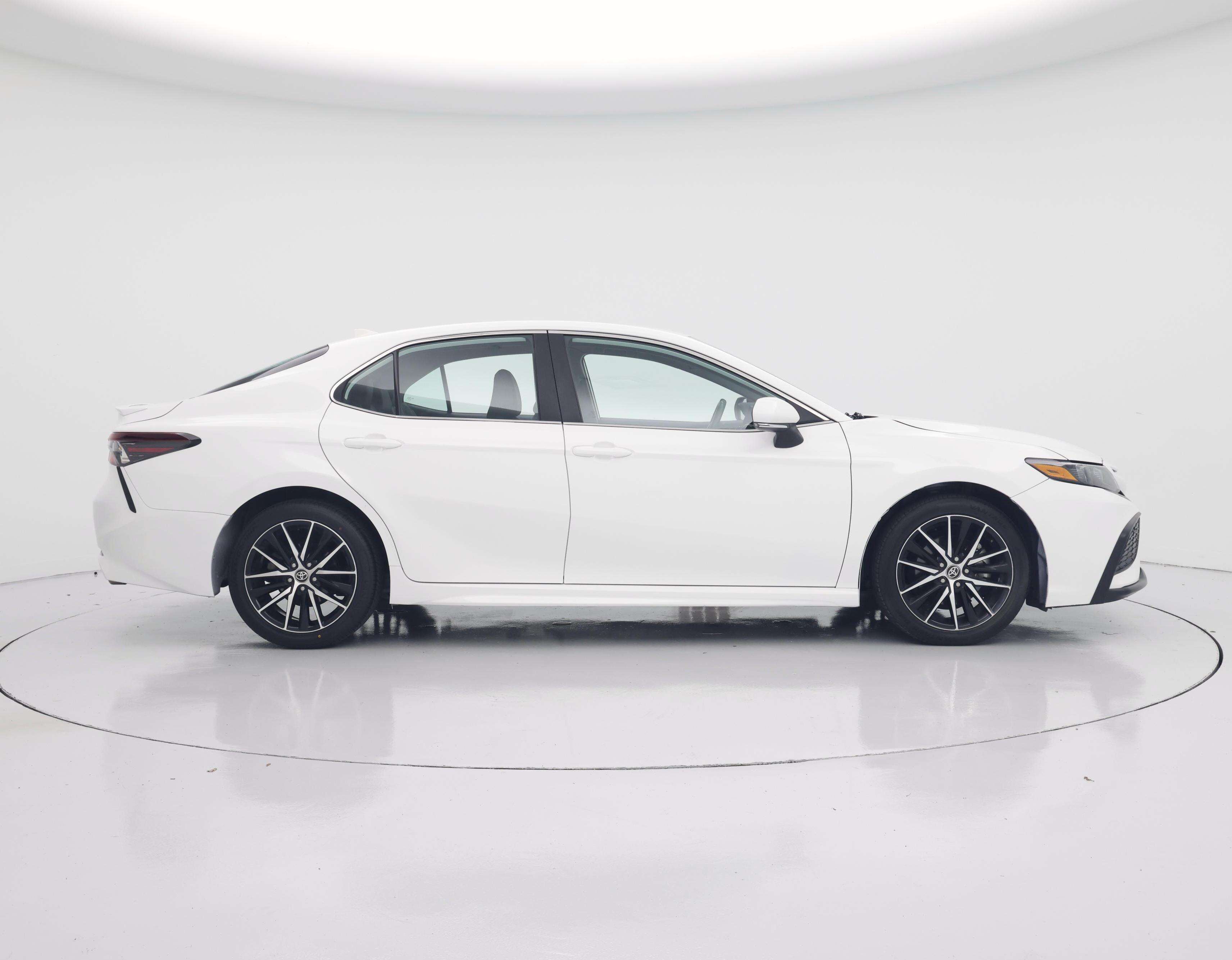 Thumbnail: 2024 Toyota Camry - 7