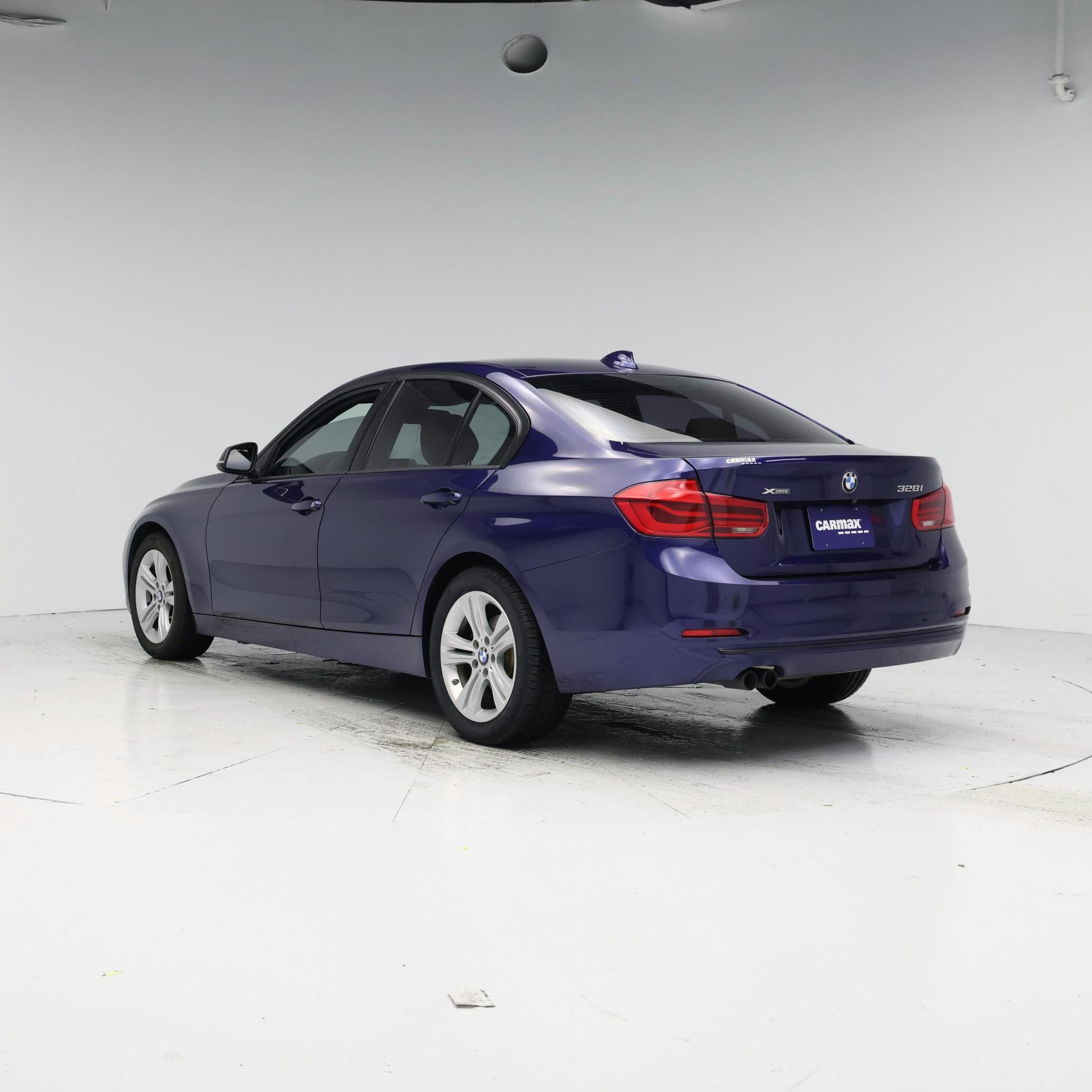 Thumbnail: 2016 BMW 3 Series - 2