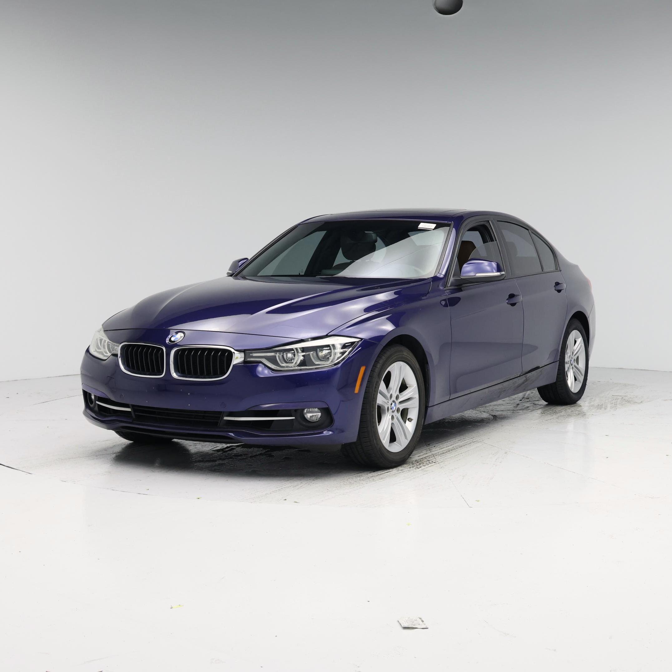 Thumbnail: 2016 BMW 3 Series - 4