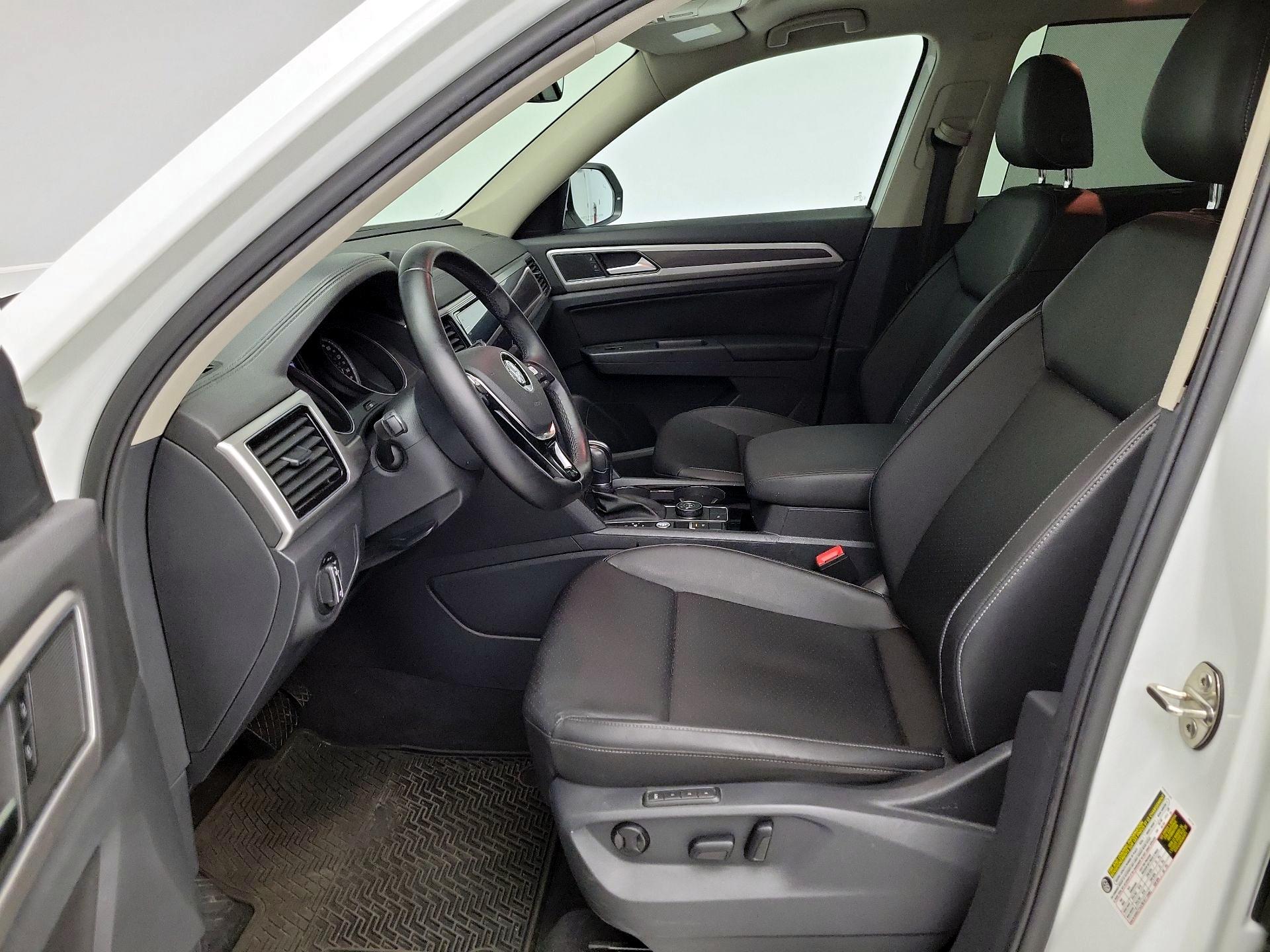 Thumbnail: 2018 Volkswagen Atlas - 11