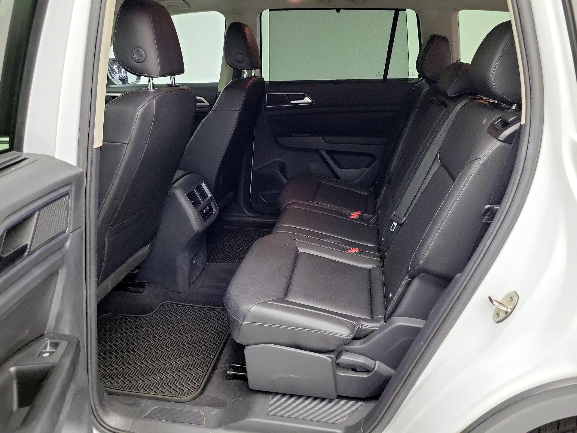Thumbnail: 2018 Volkswagen Atlas - 20
