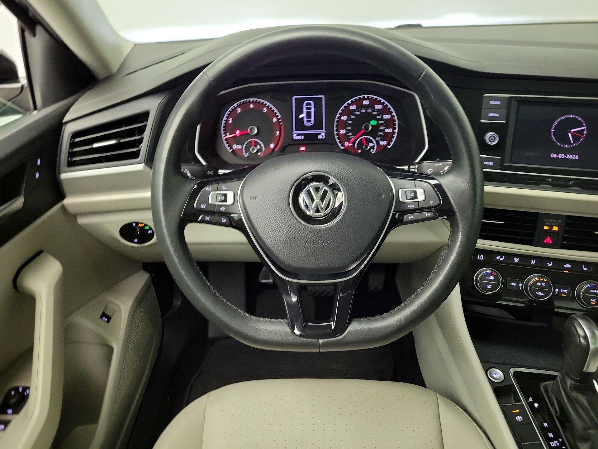 Thumbnail: 2020 Volkswagen Jetta - 10