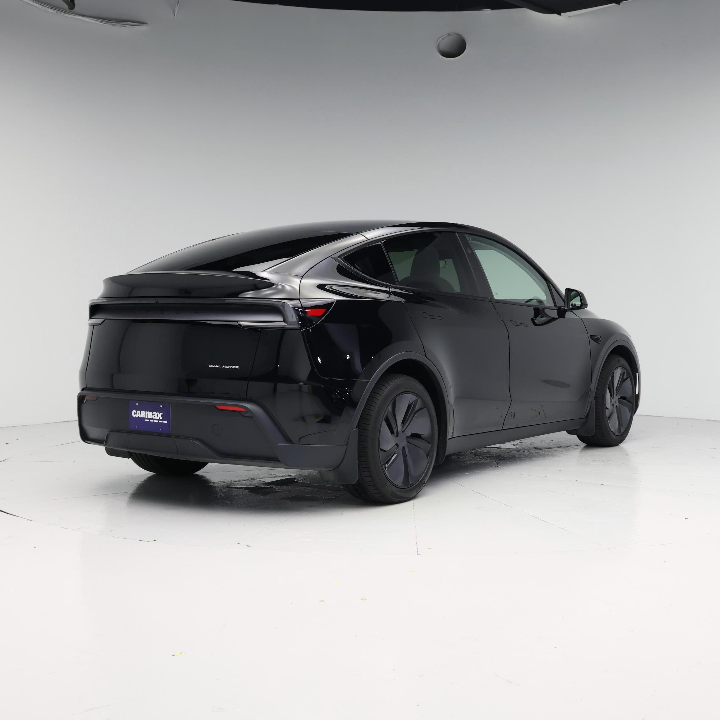 Thumbnail: 2026 Tesla Model Y - 8