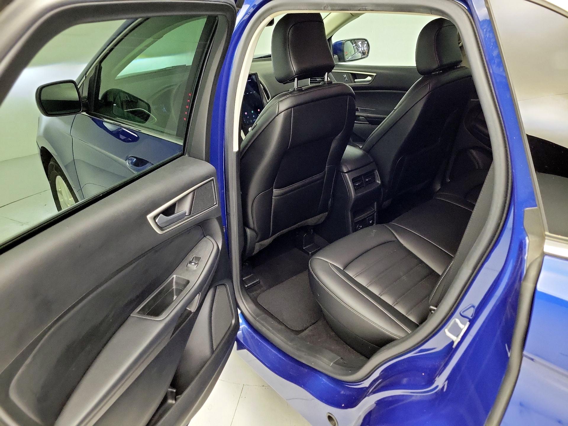 Thumbnail: 2022 Ford Edge - 19