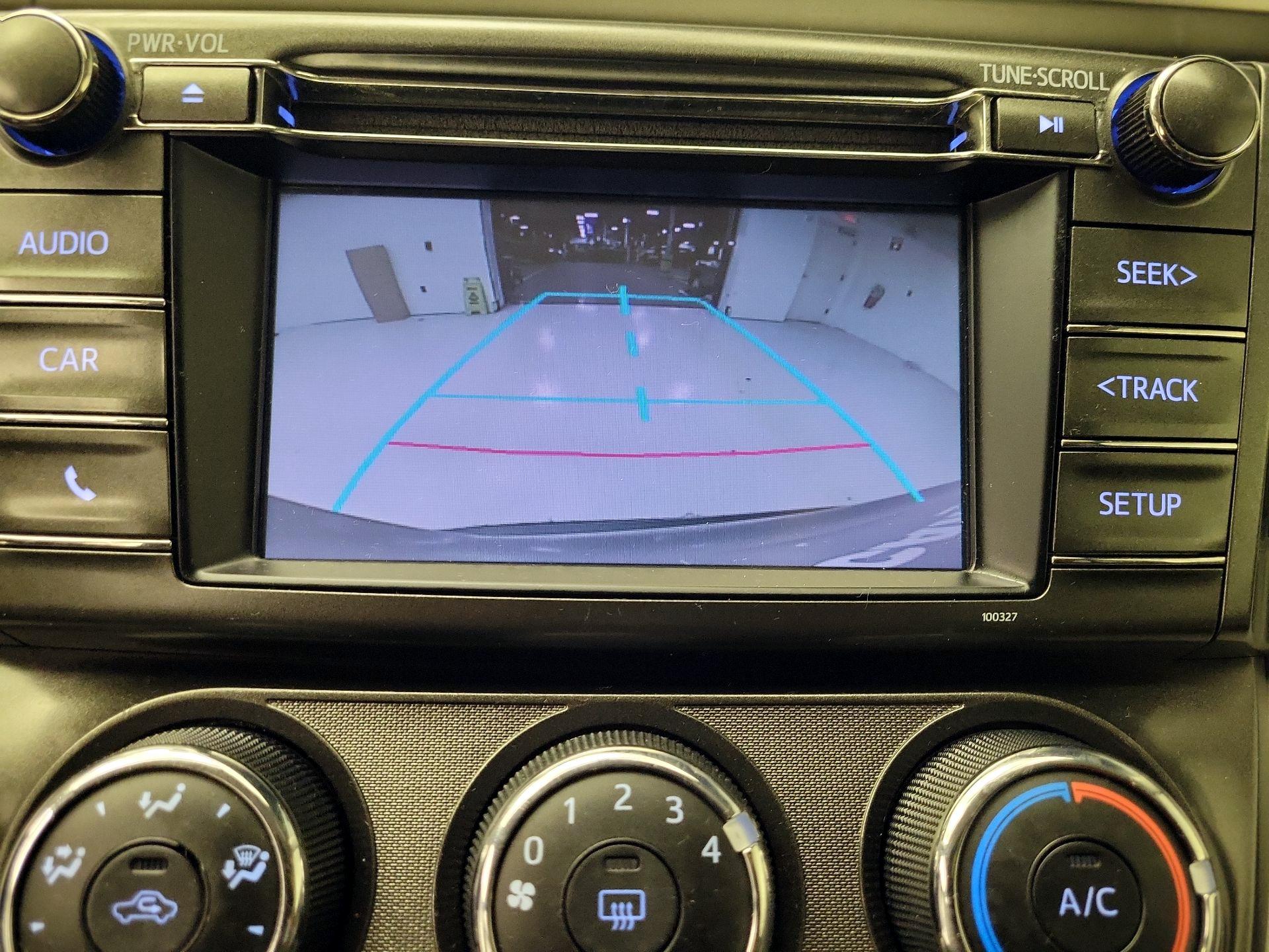 Thumbnail: 2015 Toyota RAV4 - 14