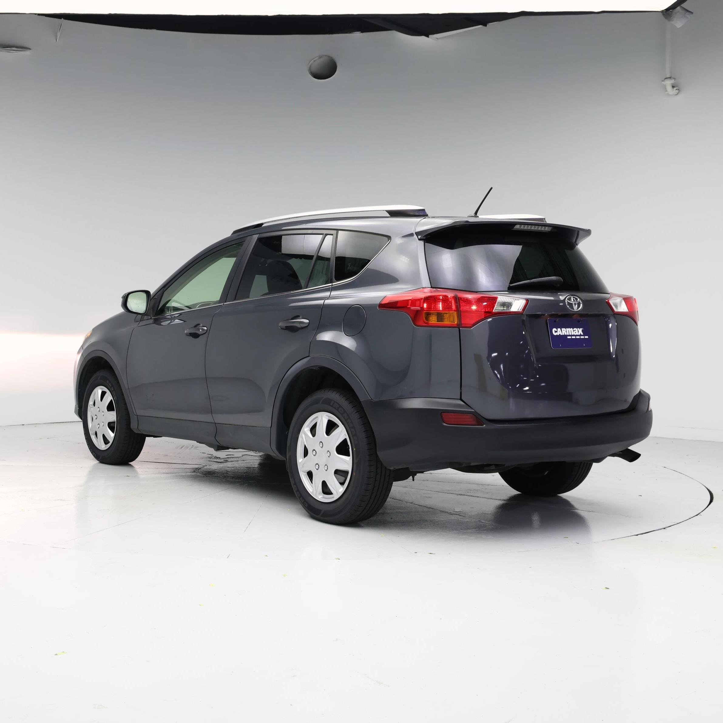 Thumbnail: 2015 Toyota RAV4 - 2
