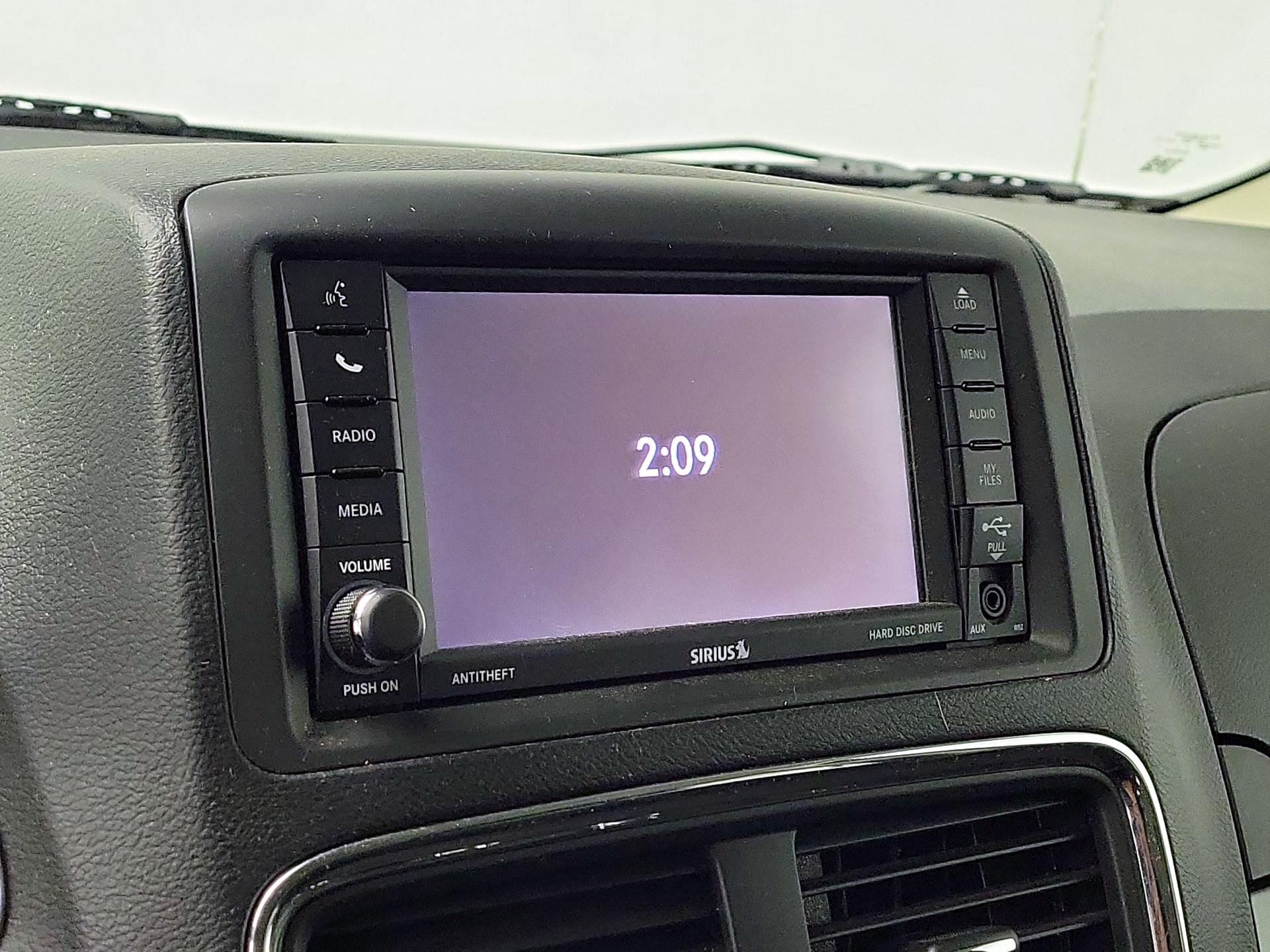 Thumbnail: 2020 Dodge Grand Caravan - 15