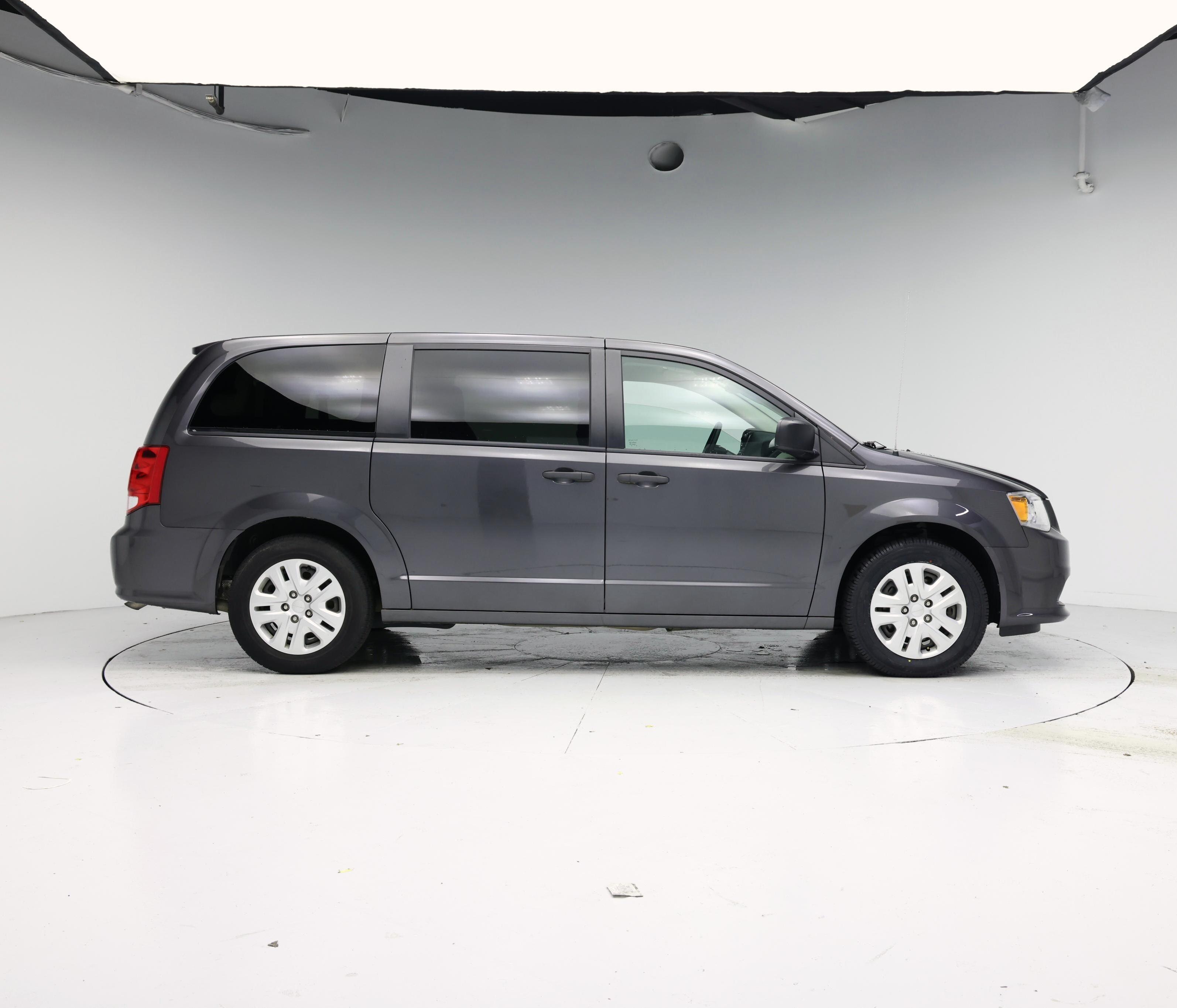 Thumbnail: 2020 Dodge Grand Caravan - 7