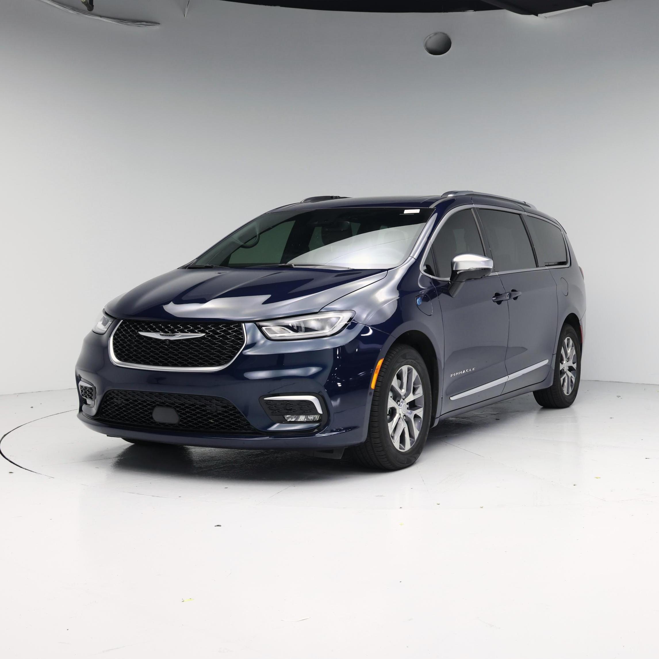 Thumbnail: 2025 Chrysler Pacifica - 4