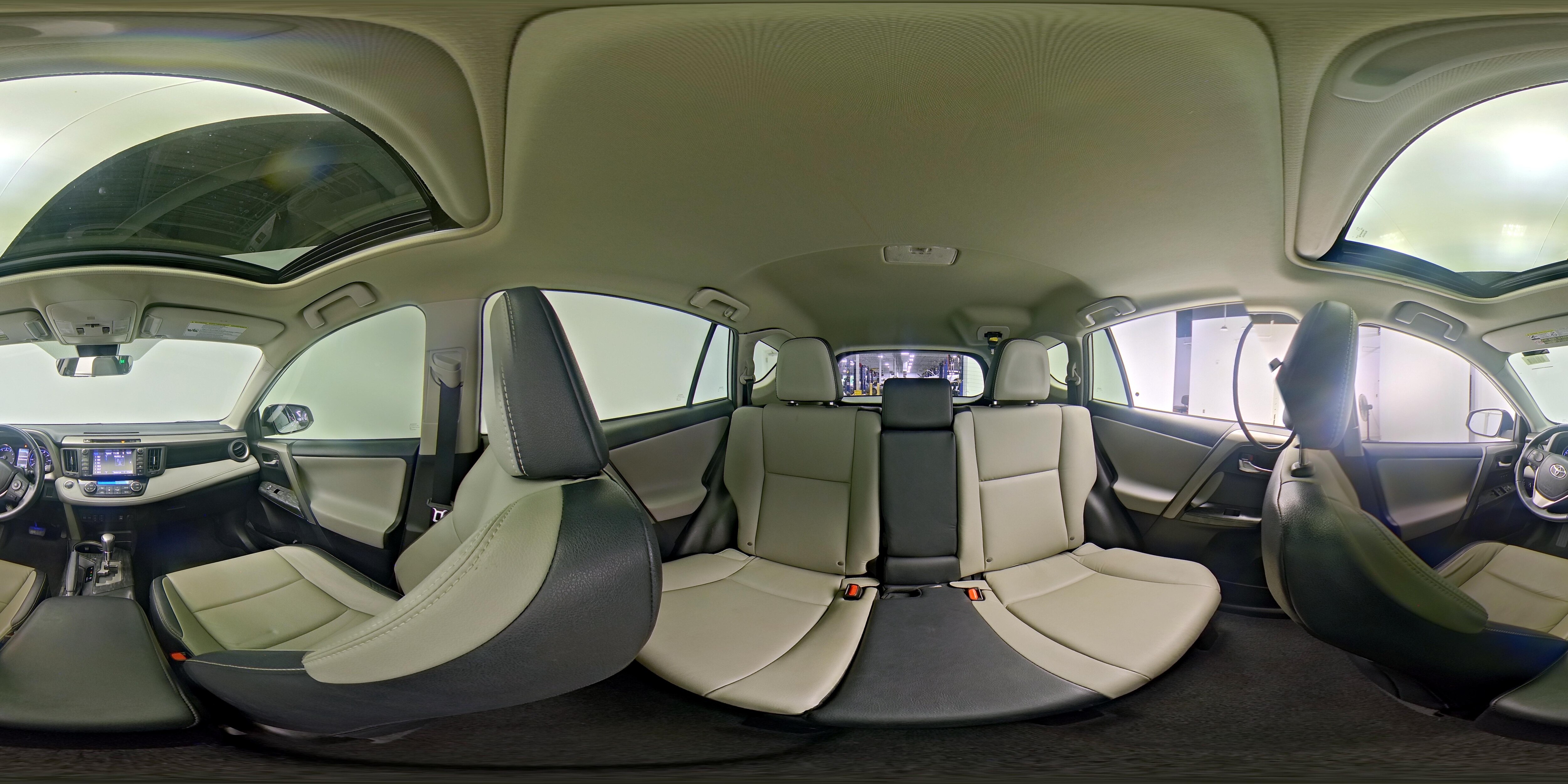 2017 Toyota RAV4 Platinum - Photo 26
