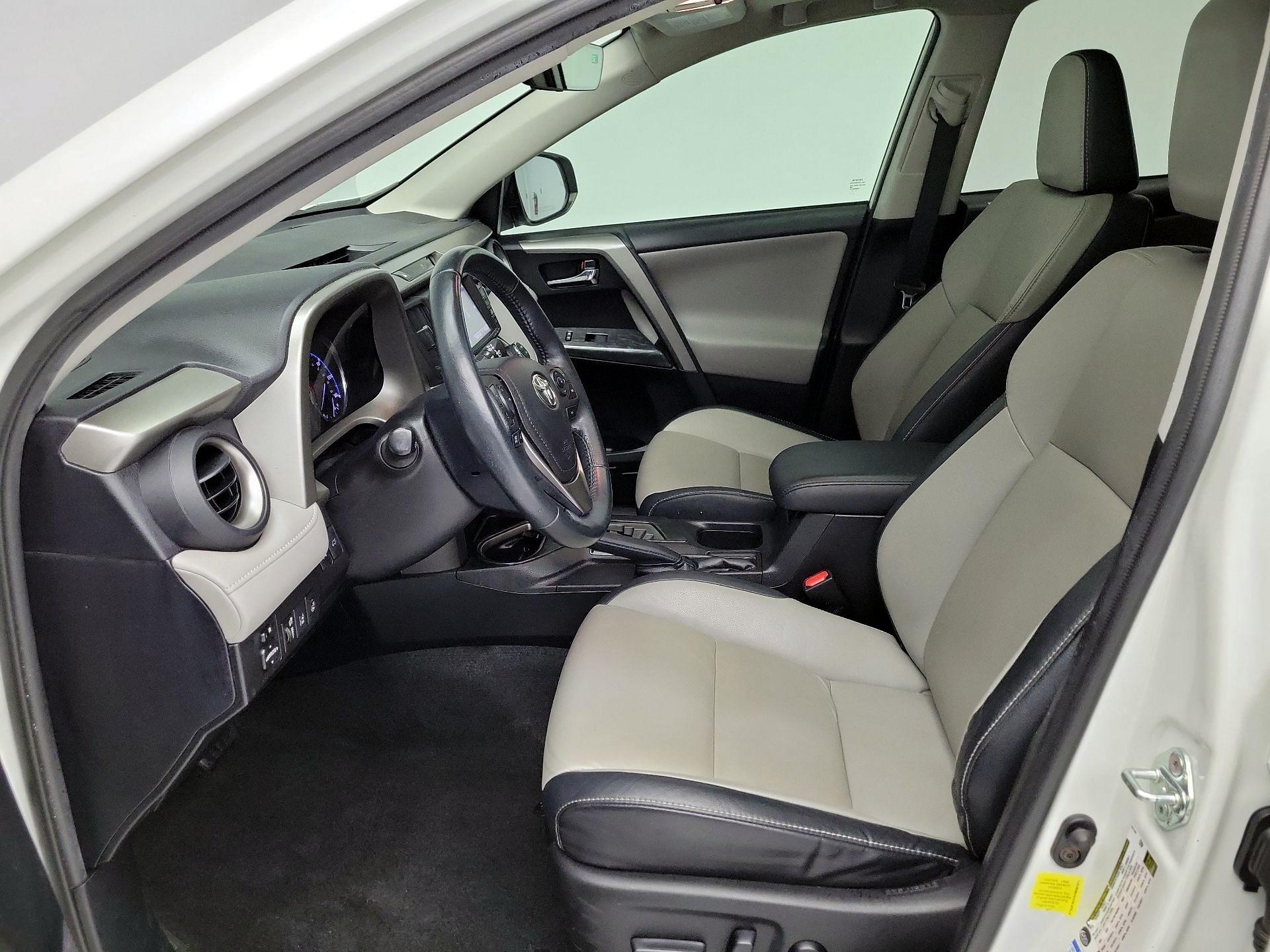 Thumbnail: 2017 Toyota RAV4 - 11