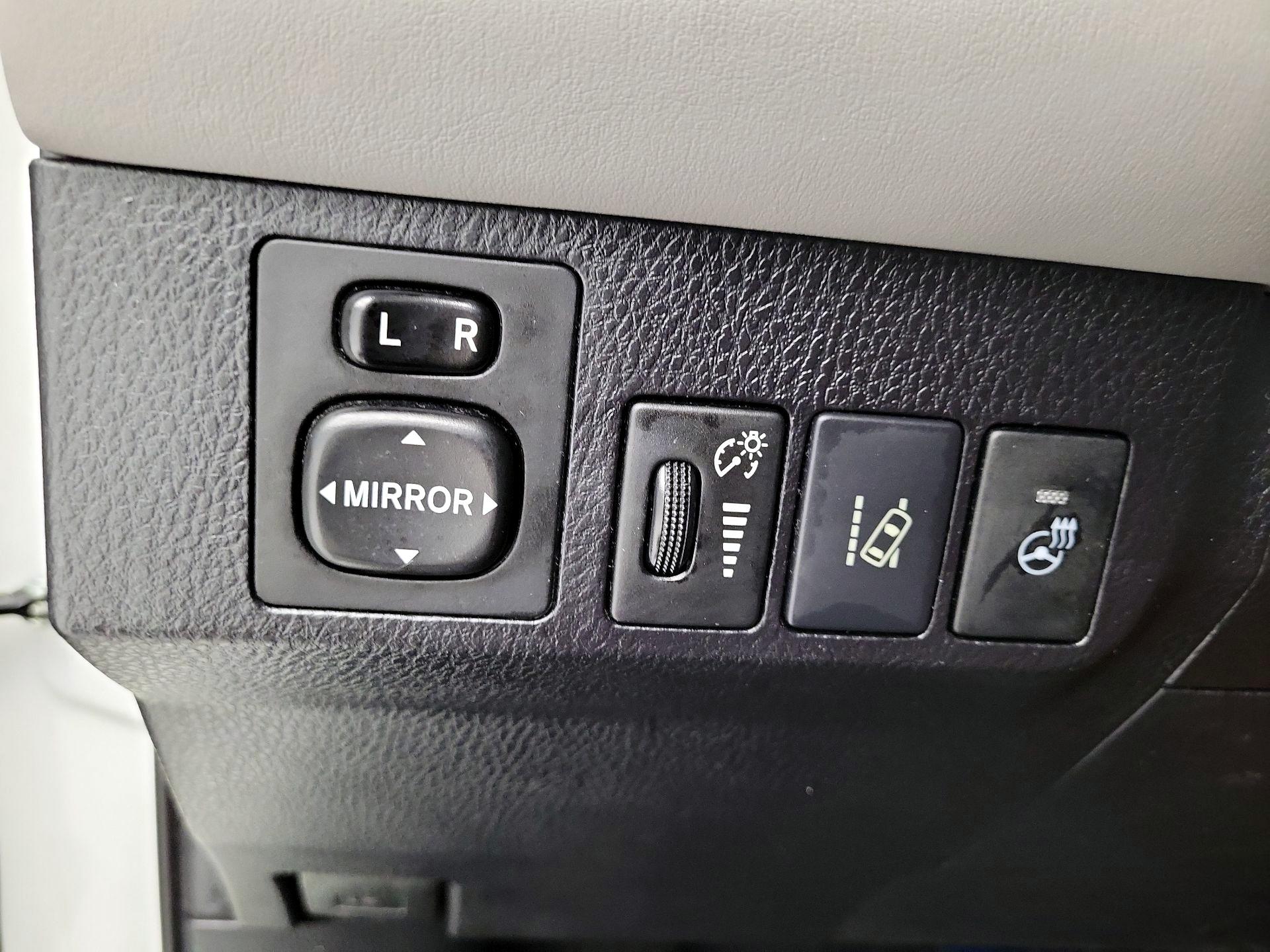 Thumbnail: 2017 Toyota RAV4 - 13