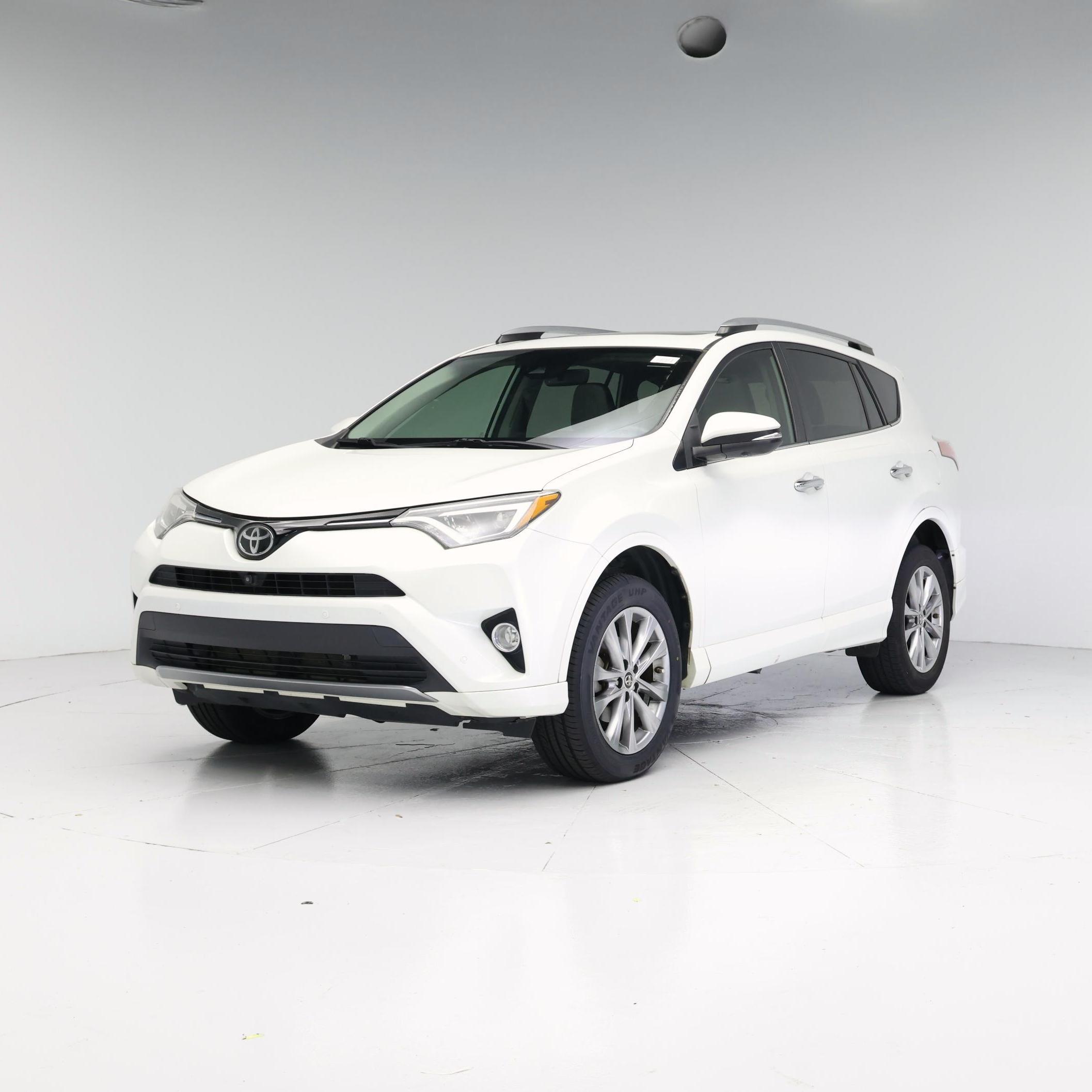 Thumbnail: 2017 Toyota RAV4 - 4
