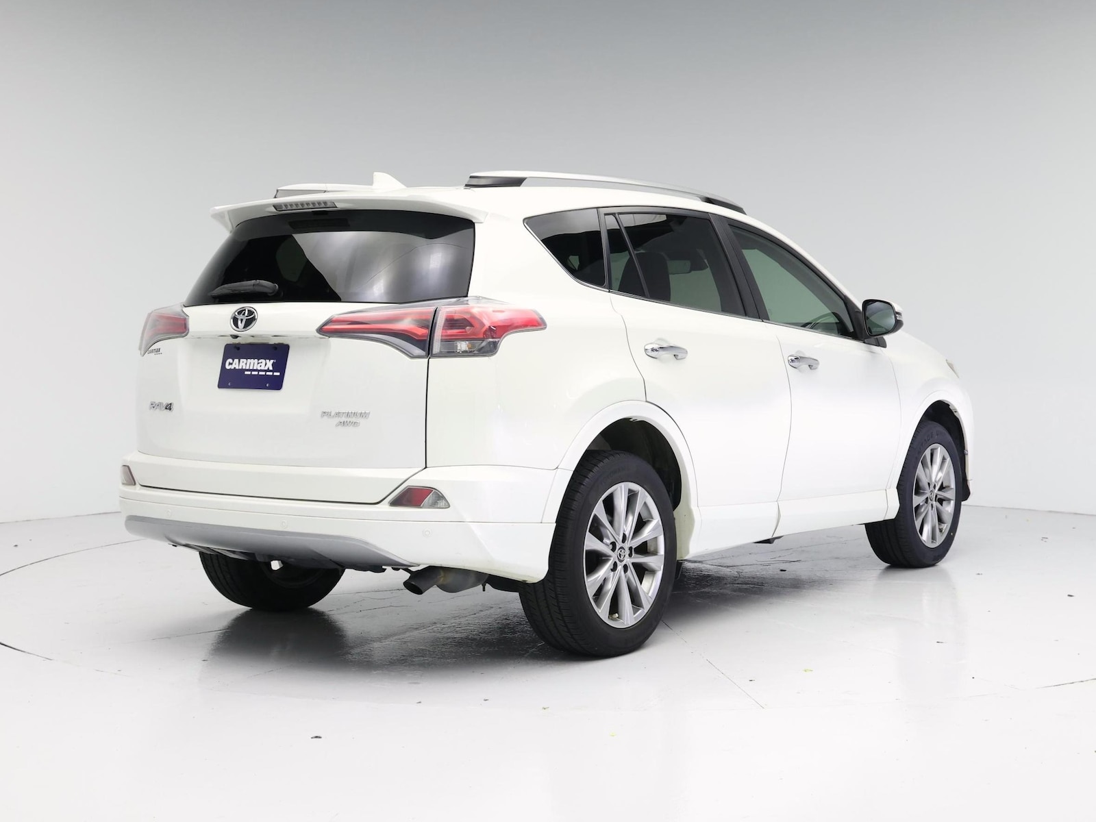 2017 Toyota RAV4 Platinum - Photo 9