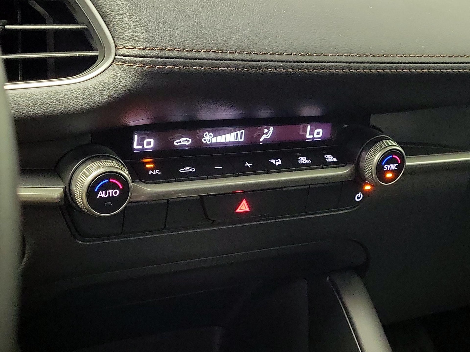 2026 Mazda Mazda3 Select Sport - Photo 17