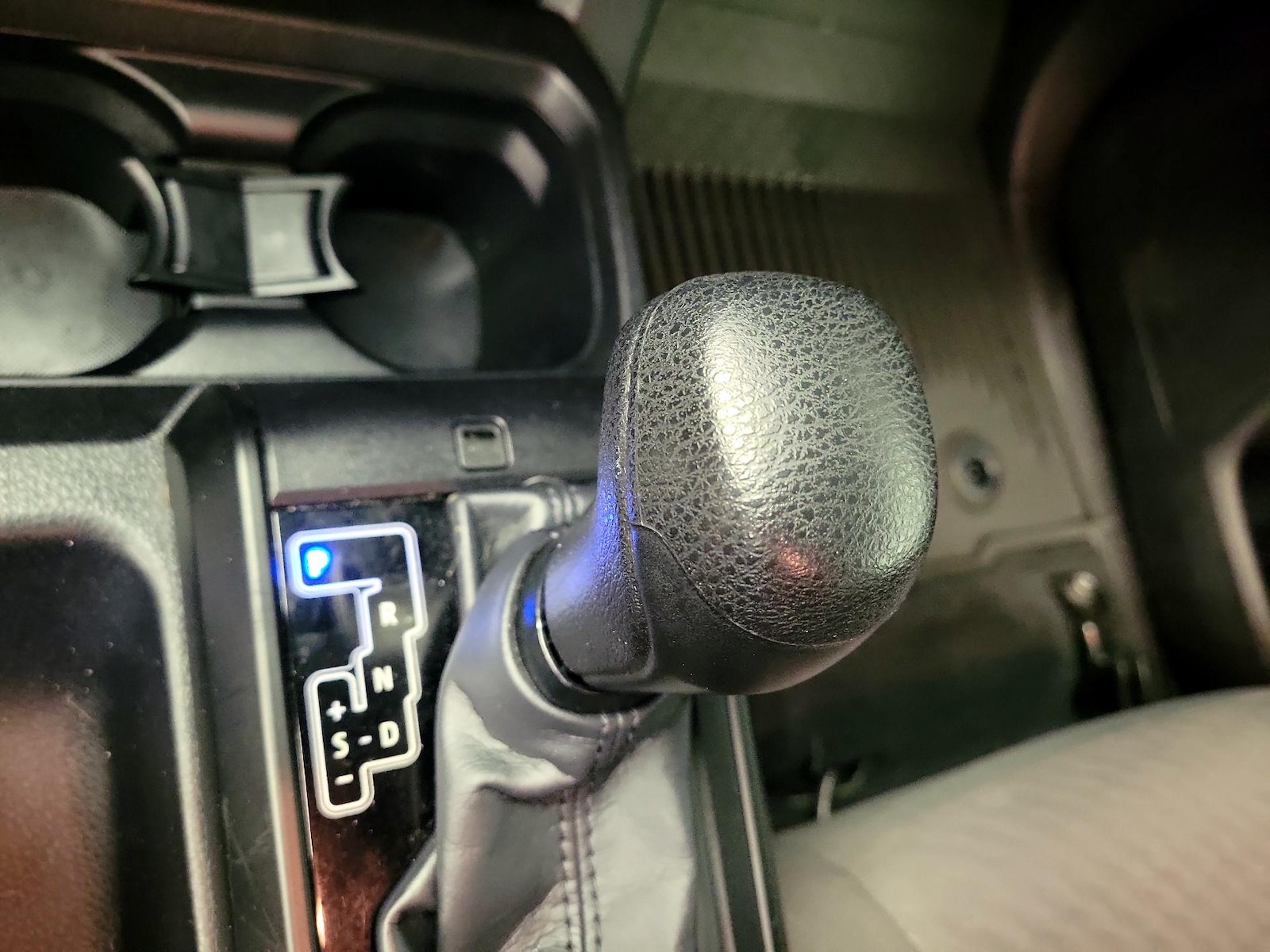 2023 Toyota Tacoma SR - Photo 17