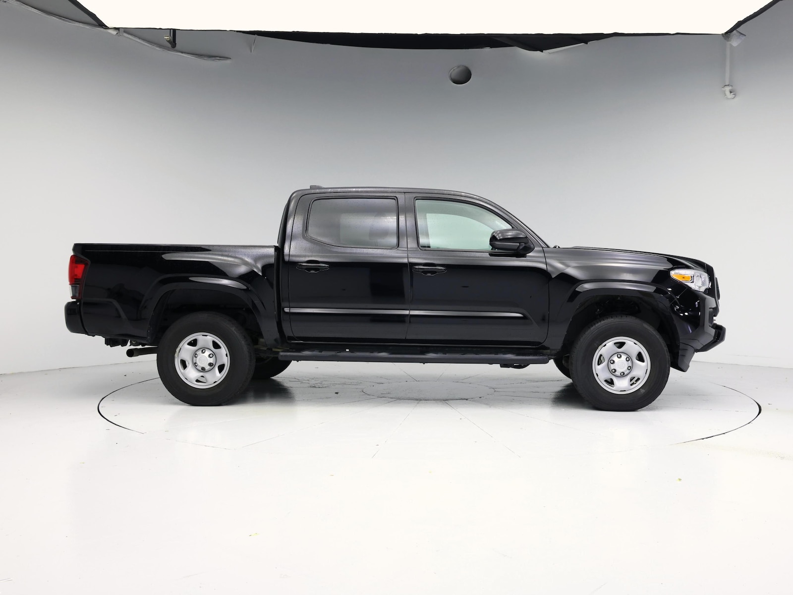 2023 Toyota Tacoma SR - Photo 8