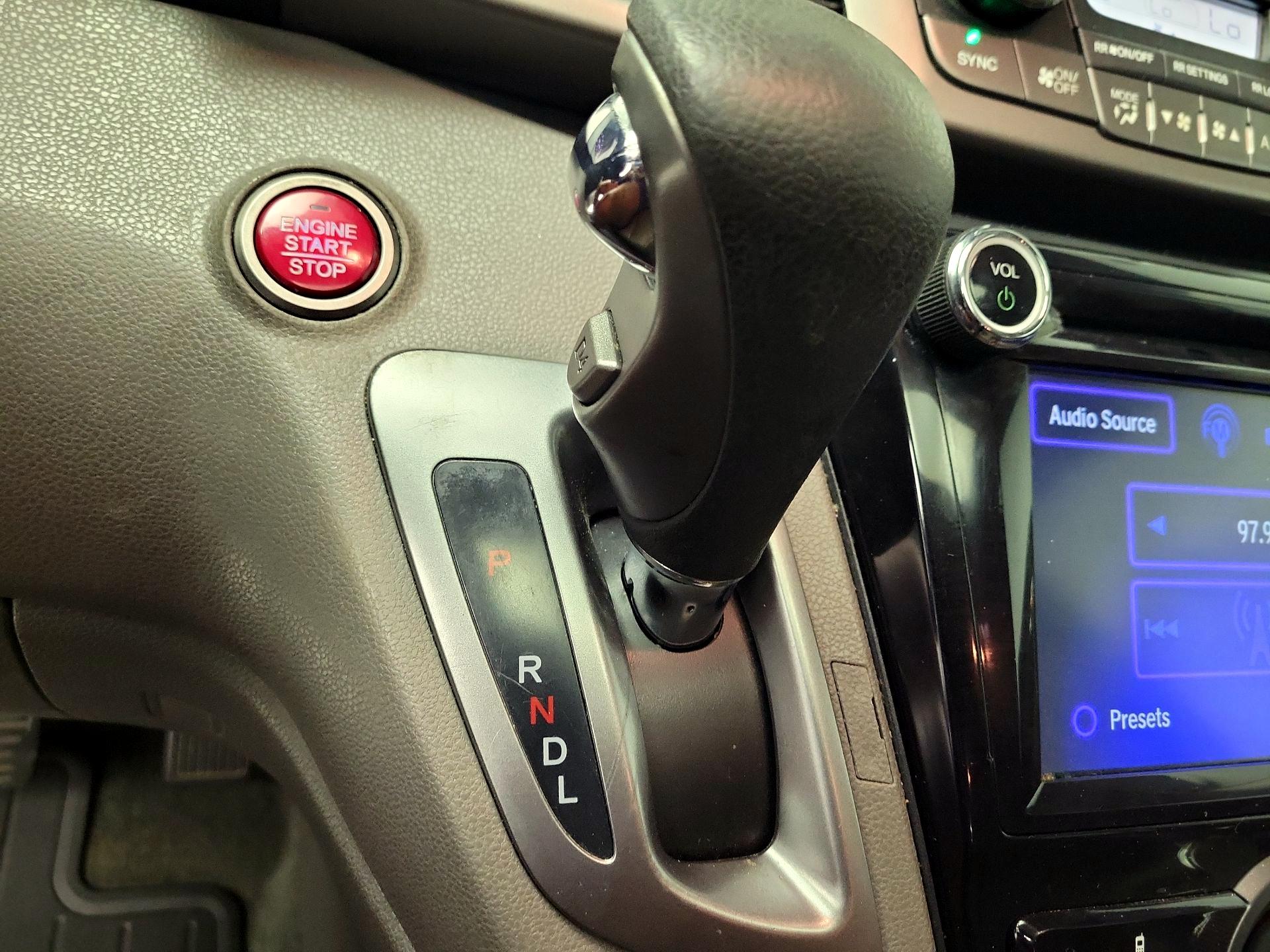 Thumbnail: 2016 Honda Odyssey - 17