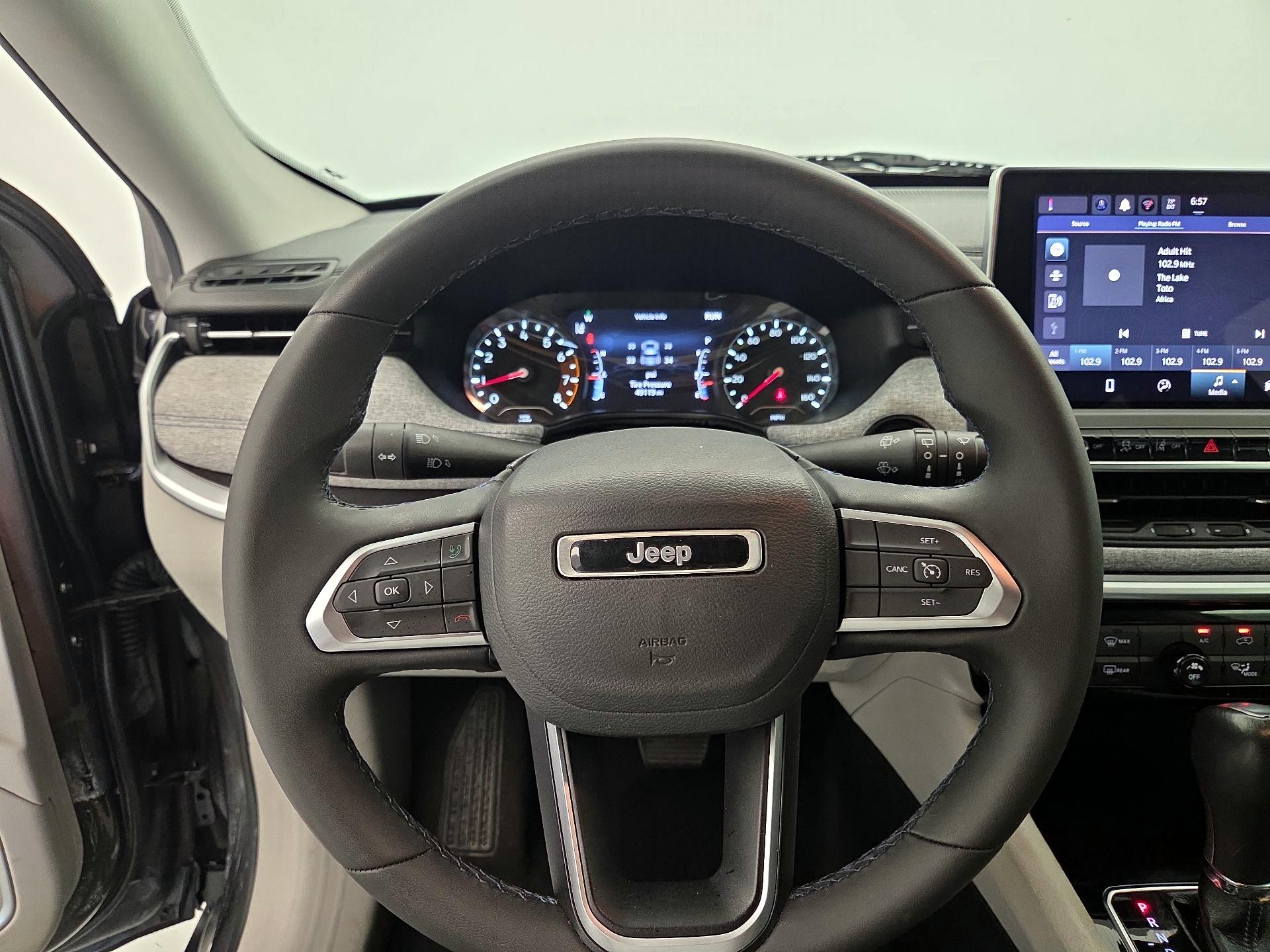 Thumbnail: 2022 Jeep Compass - 10