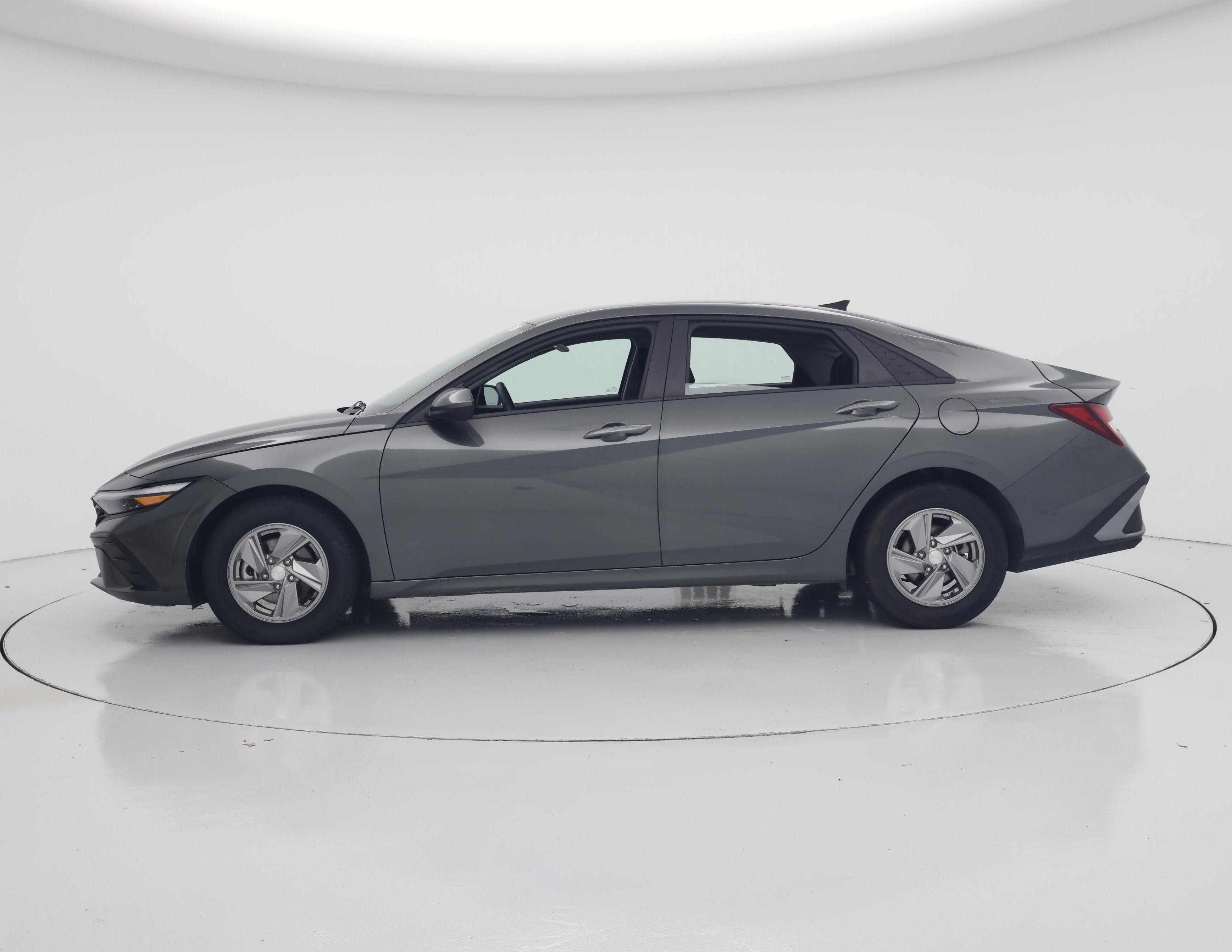 Thumbnail: 2025 Hyundai Elantra - 3
