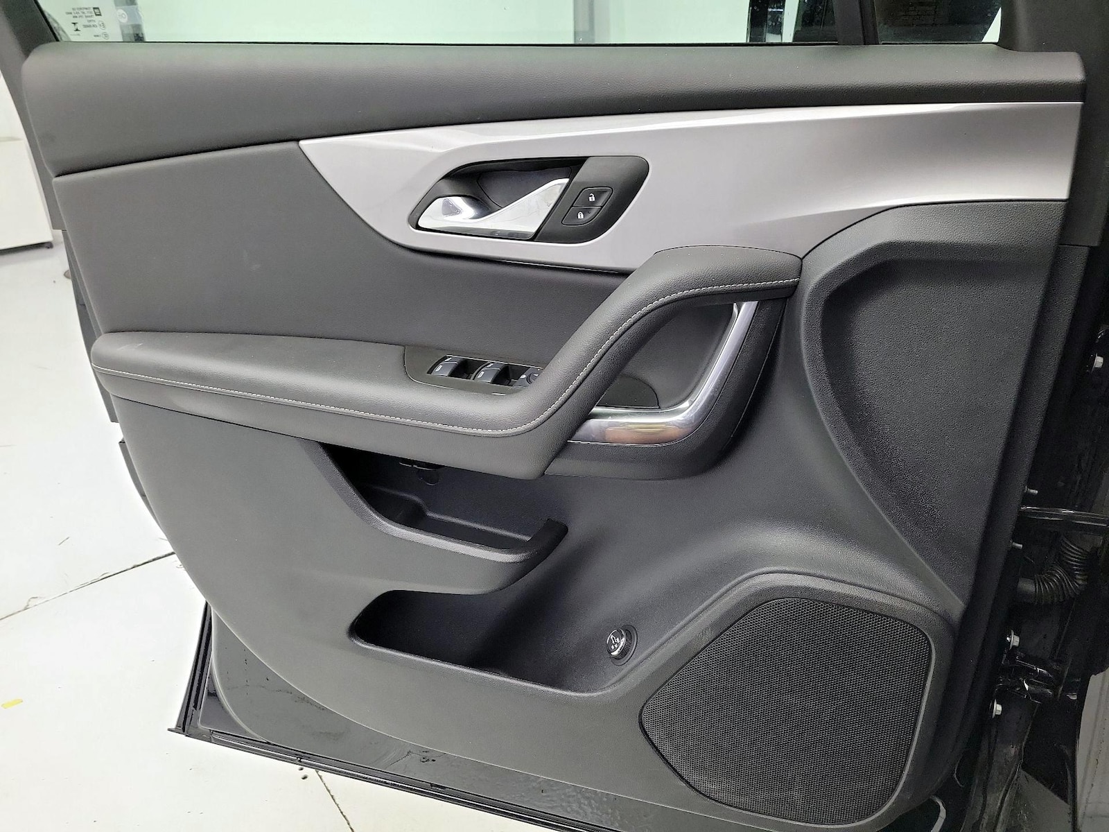 2025 Chevrolet Blazer 2LT - Photo 13