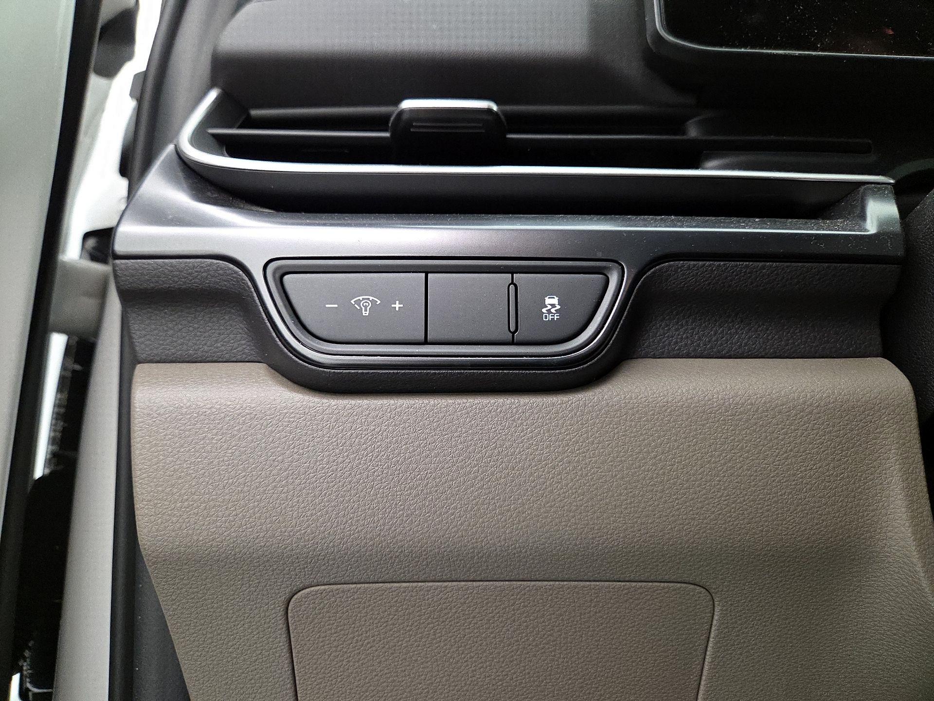 Thumbnail: 2025 Kia Carnival - 13