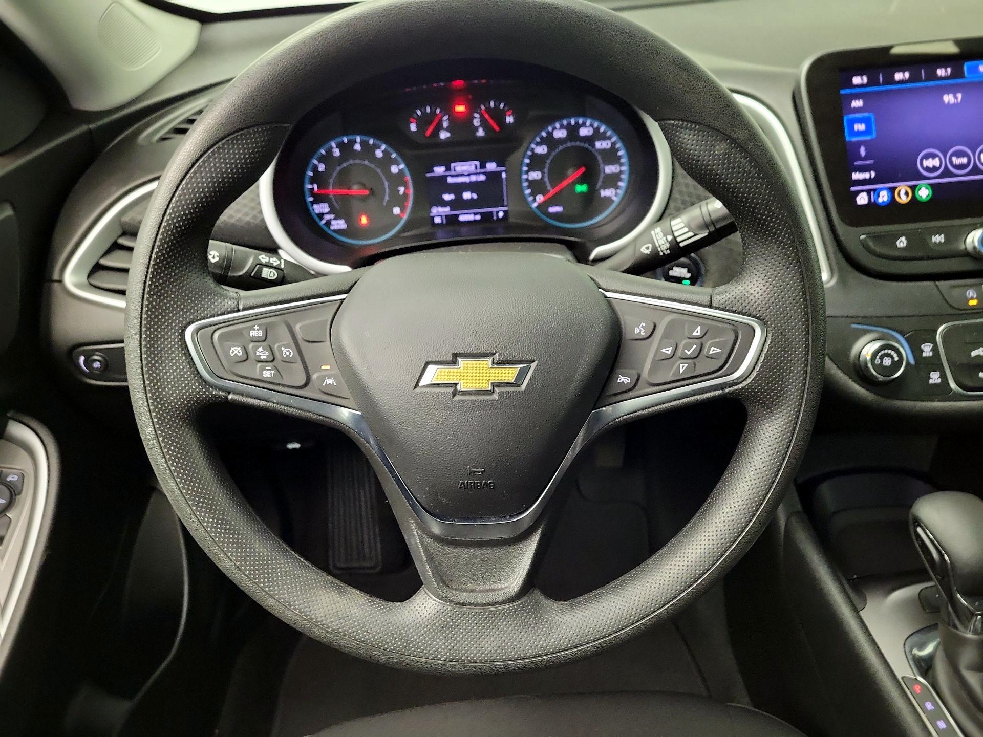 Thumbnail: 2024 Chevrolet Malibu - 10