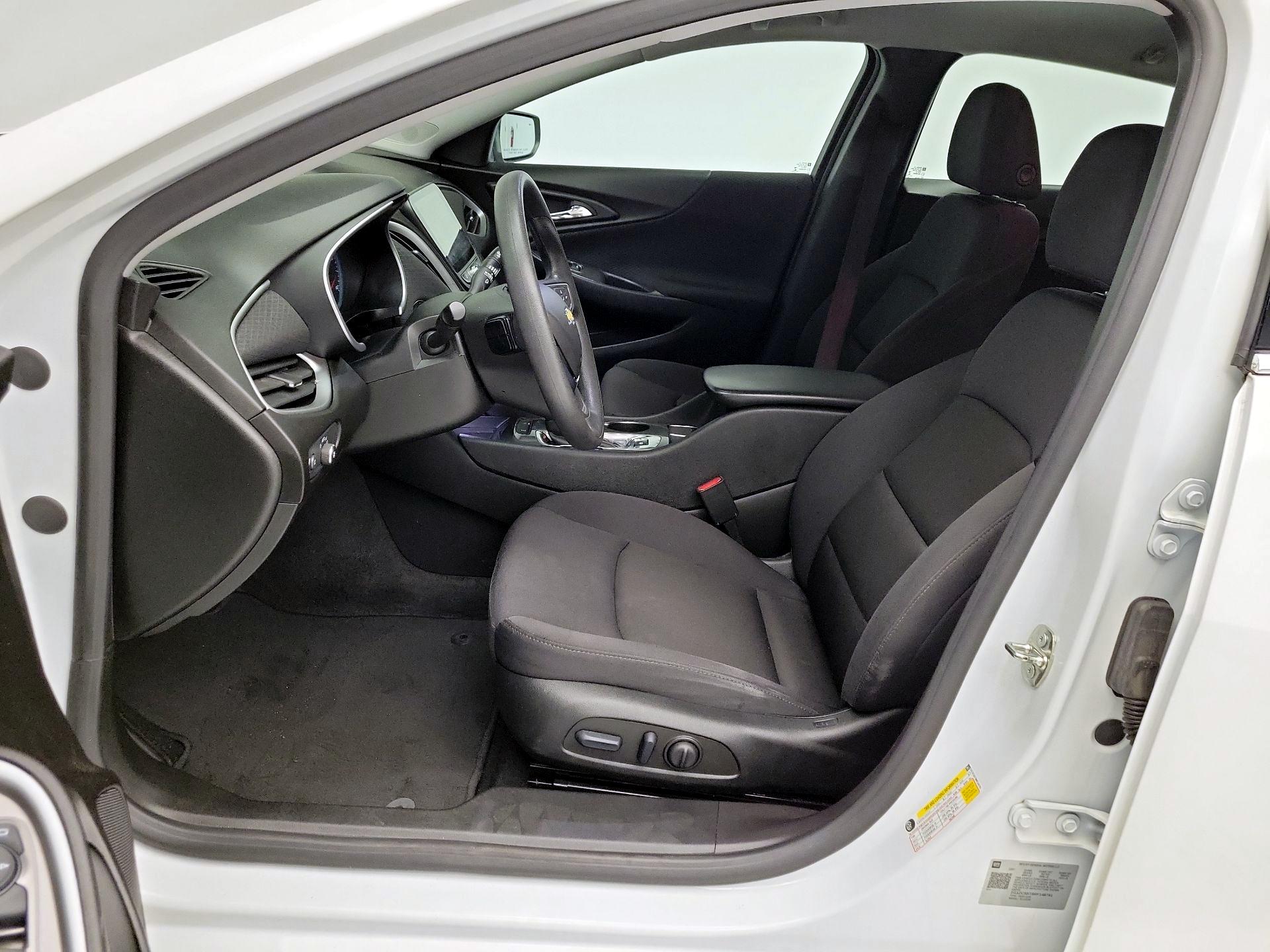 Thumbnail: 2024 Chevrolet Malibu - 11