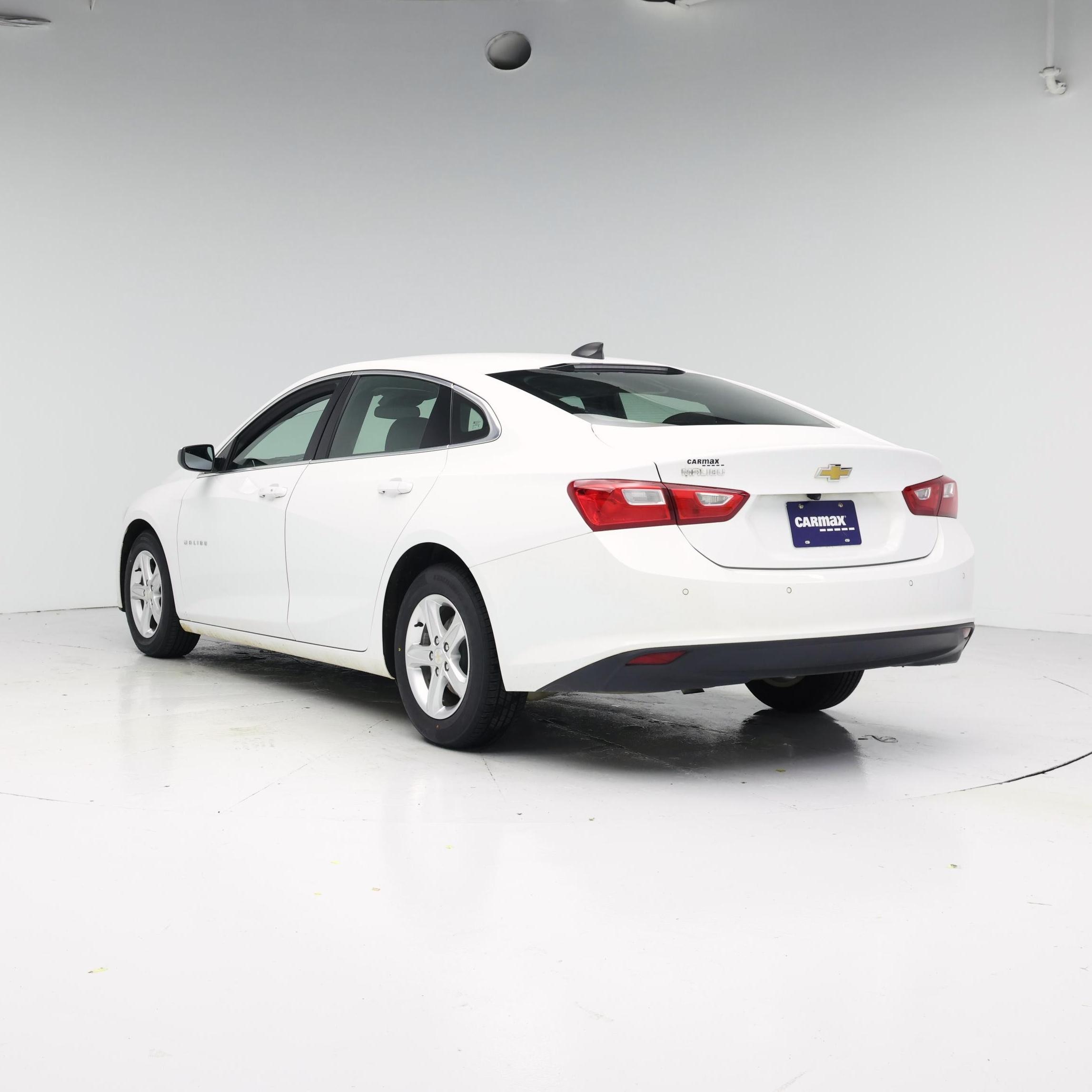 Thumbnail: 2024 Chevrolet Malibu - 2