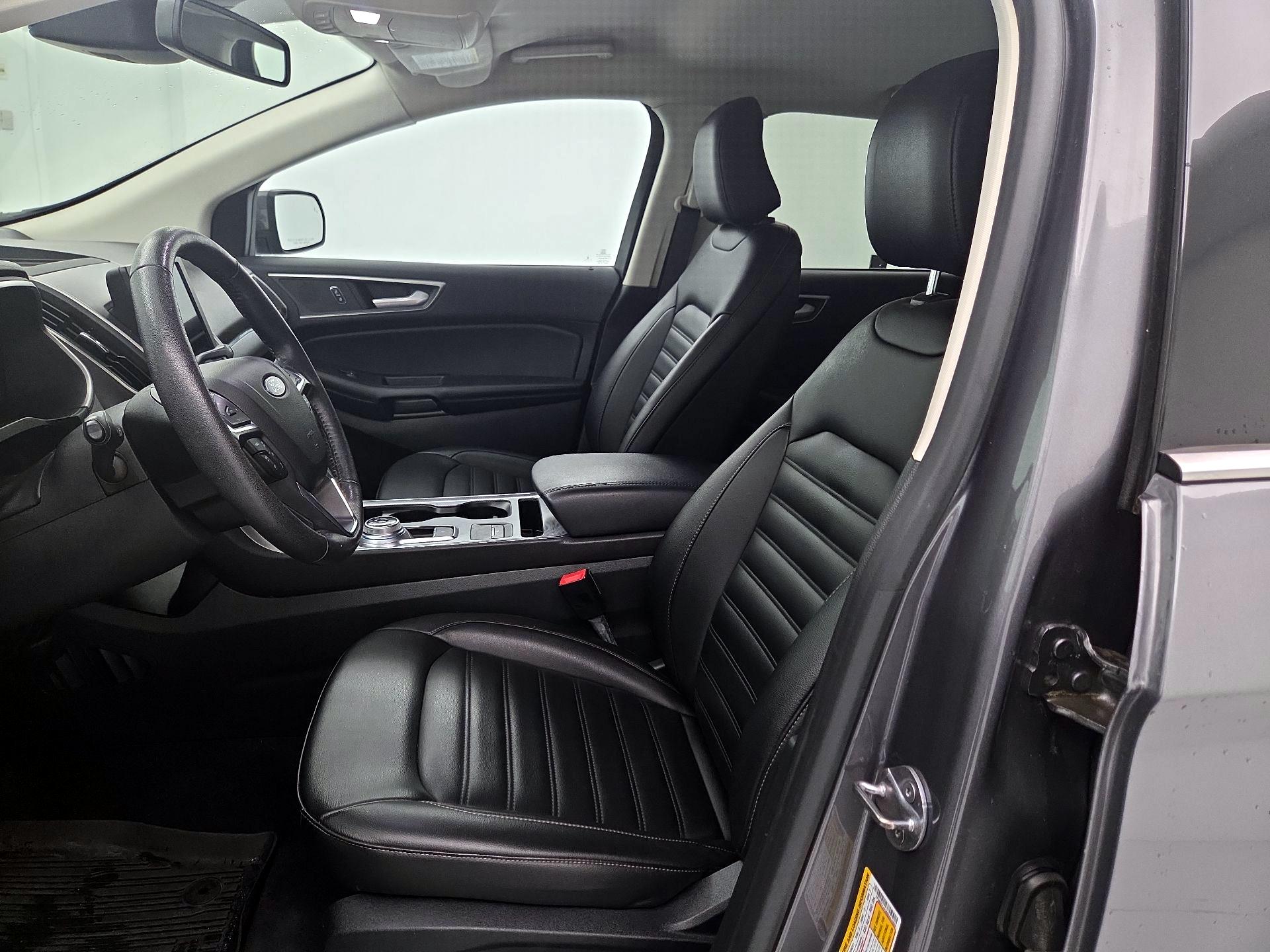 Thumbnail: 2021 Ford Edge - 11